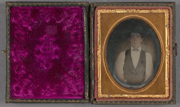 Unknown, [Portrait of a young man wearing a wide-brimmed hat]