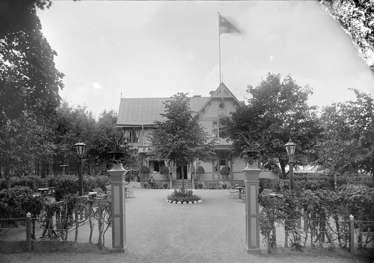 Henri Osti's Fotografiateliér, Grindstugan, Kåbo, Uppsala 1899
