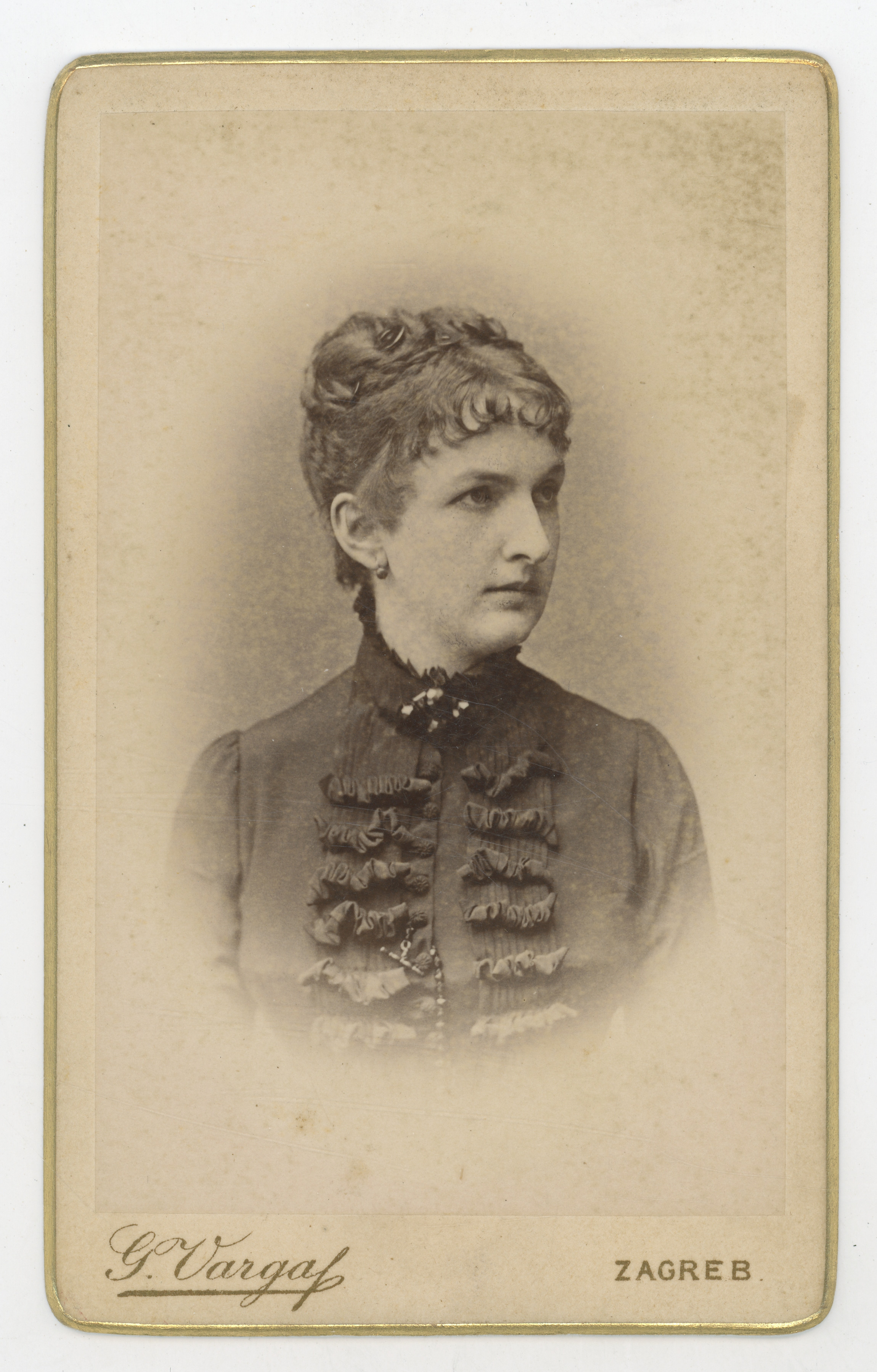 Gjuro Varga, Modistica Leonora Schneider