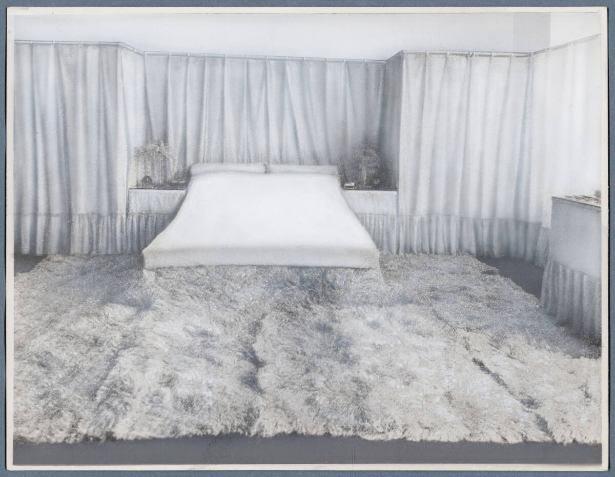 Anonym, Wohnung Adolf Loos, Wien I., Bösendorferstraße (früher Giselastraße) 3/5. Stock, Schlafzimmer (Veröffentlicht in "Die Kunst", 1903)