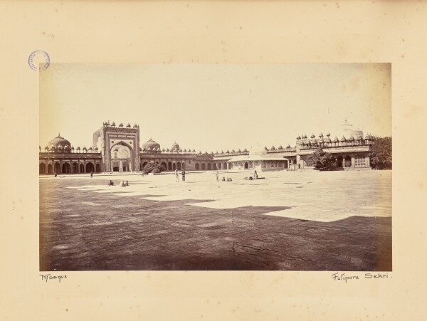 Samuel Bourne, Futtypore Sikri; Interior of the Great Quadrangle, Showing Sheik Selim Chisti's Tomb