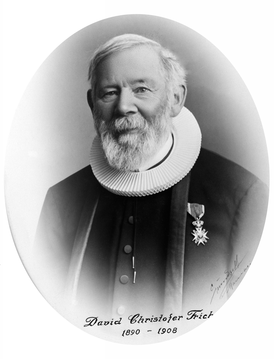 Anno Domkirkeodden, PORTRETT DAVID CHRISTOFFER FRICH, PREST, BISKOPPrest på Hamar fra 1890 til 1908.