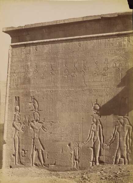 Antonio Beato, [Dendera, Exterior of the Temple with Cleopatra] / [Denderah, Exterieur du Temple avec la Cleopatra]