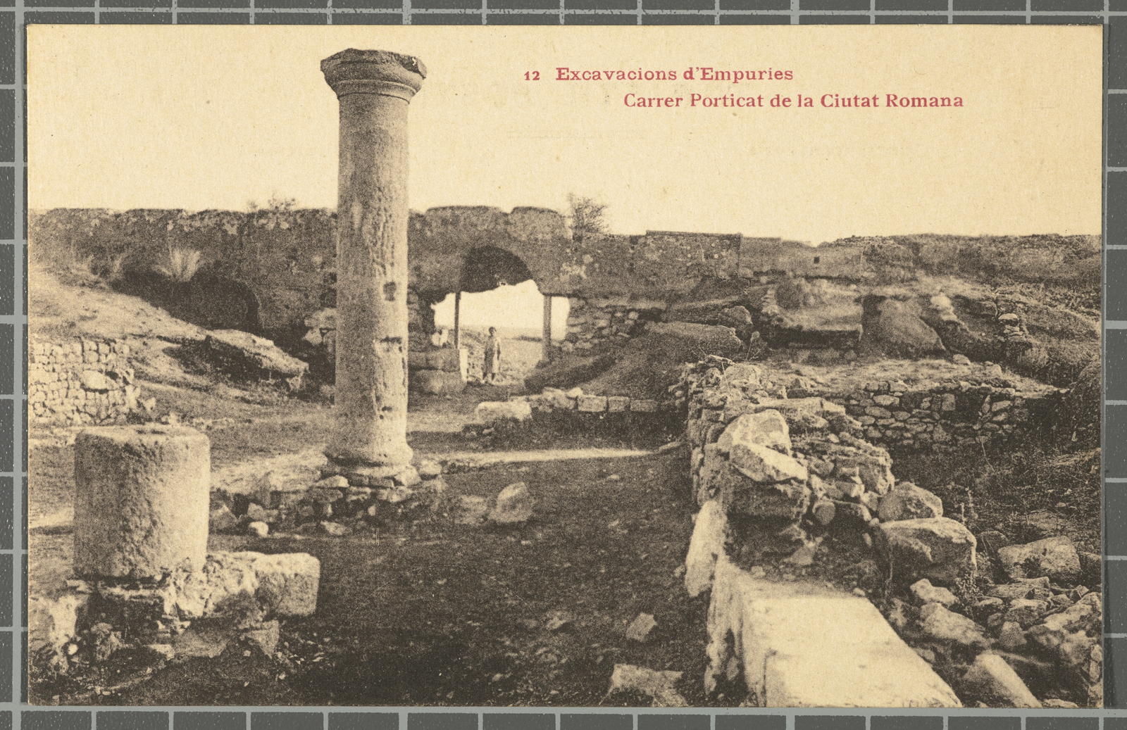 Josep Esquirol Pérez, 12 Excavacions d'empuries. Carrer Porticat de la Ciutat Romana