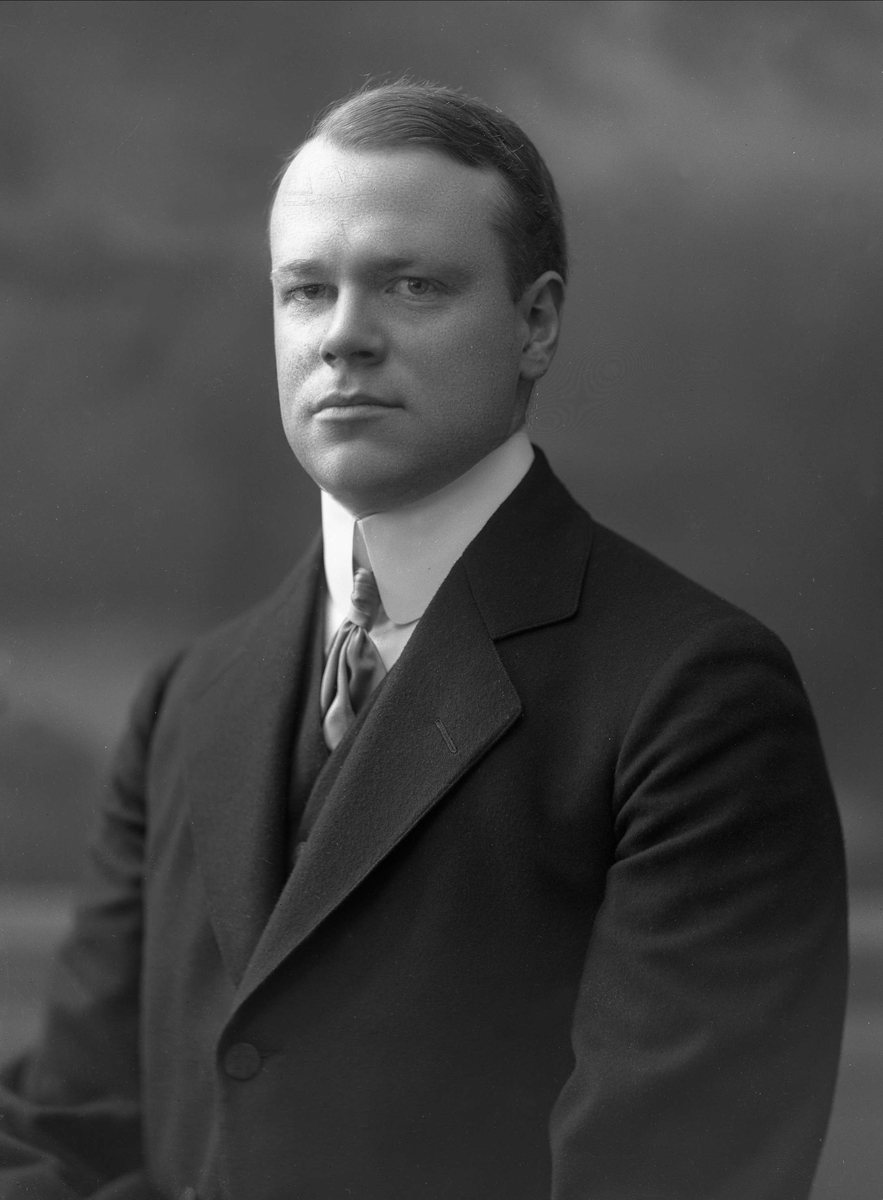 Gustav Borgen, NFB.43695