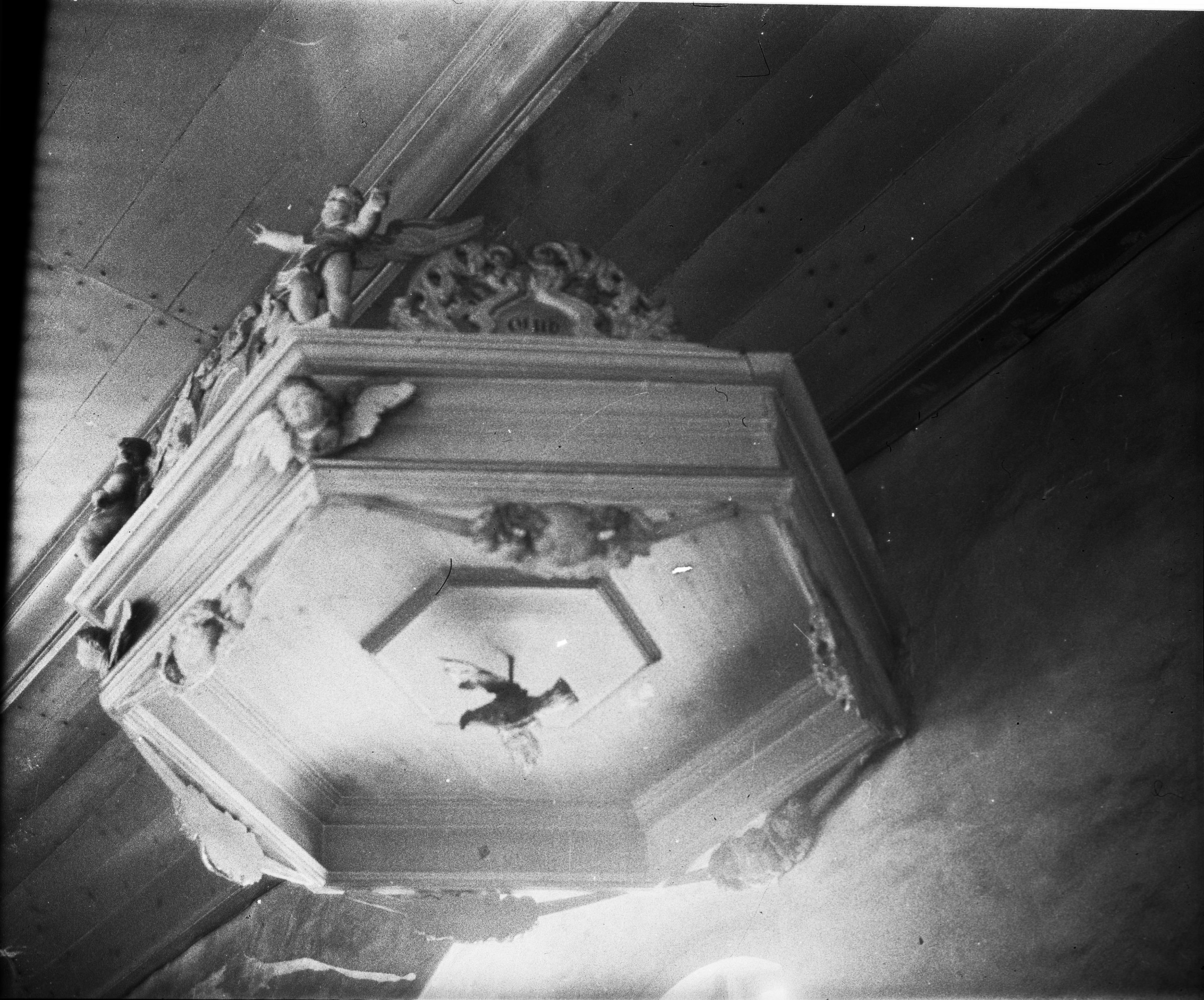 Olle Hellström, Molla kyrka