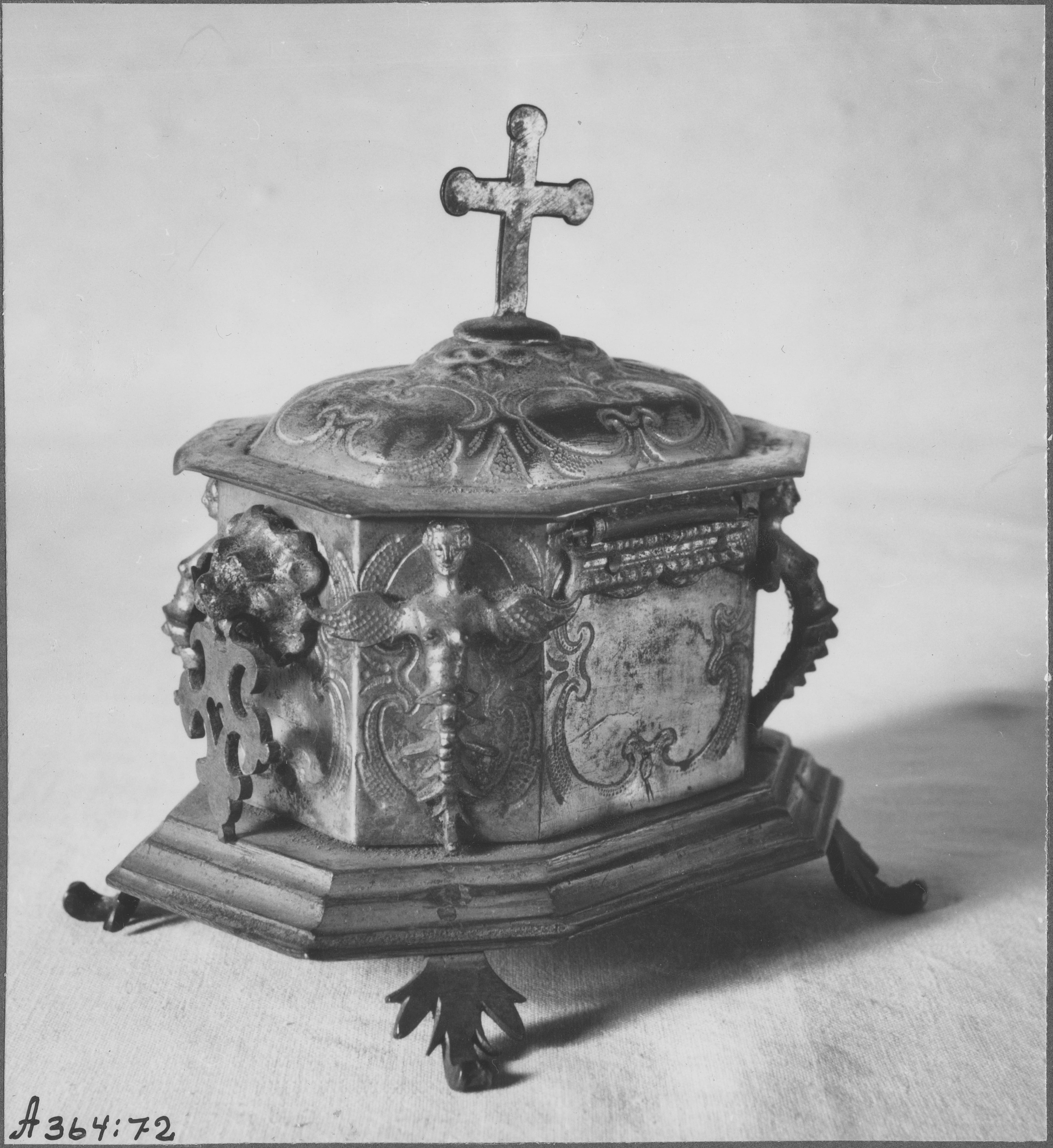 Marianne Bratt Gustafsson, Värna kyrka