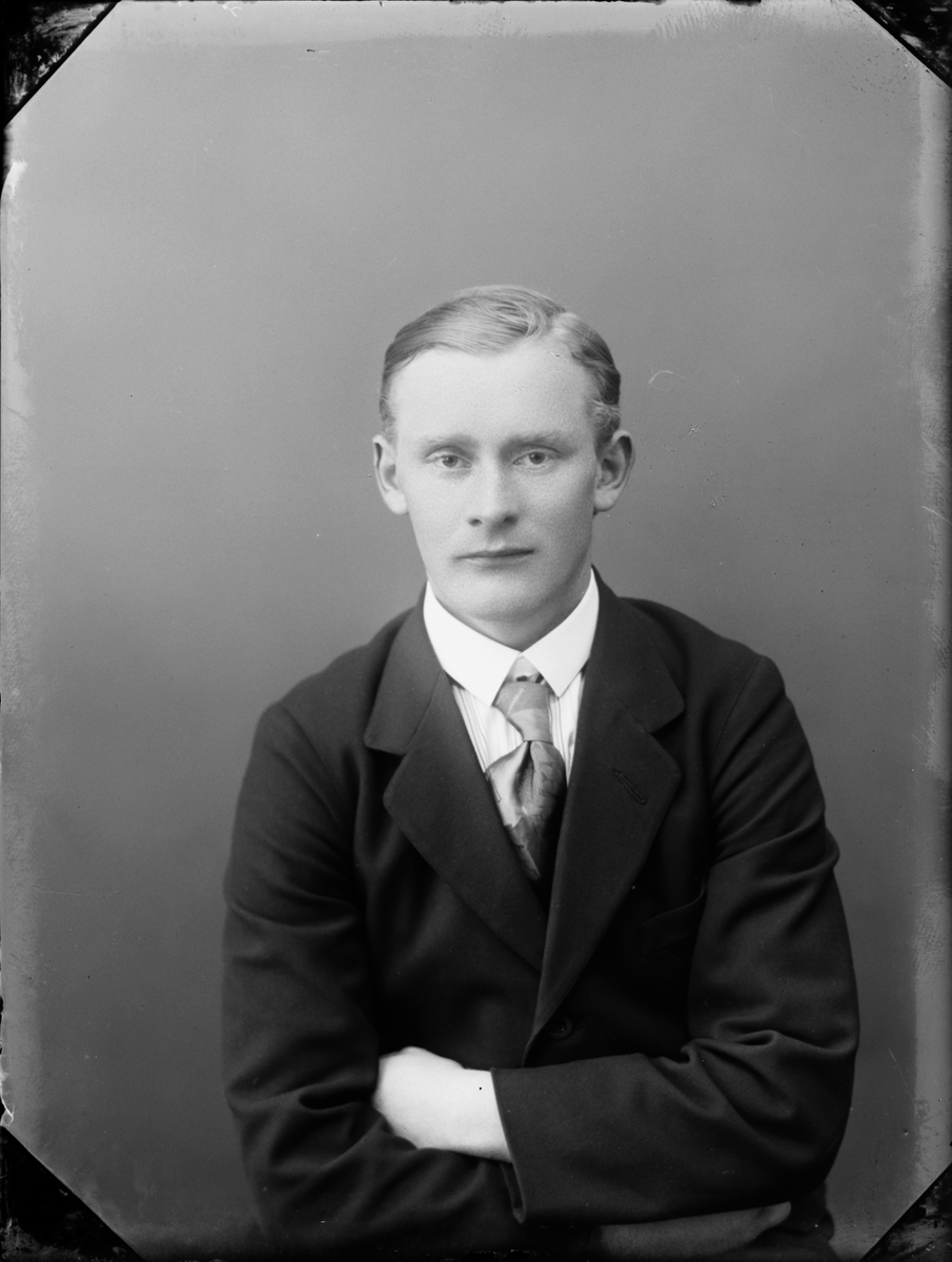 Skötsner-Edhlund, Alvar Pettersson från Rovsättra, Valö socken, Uppland