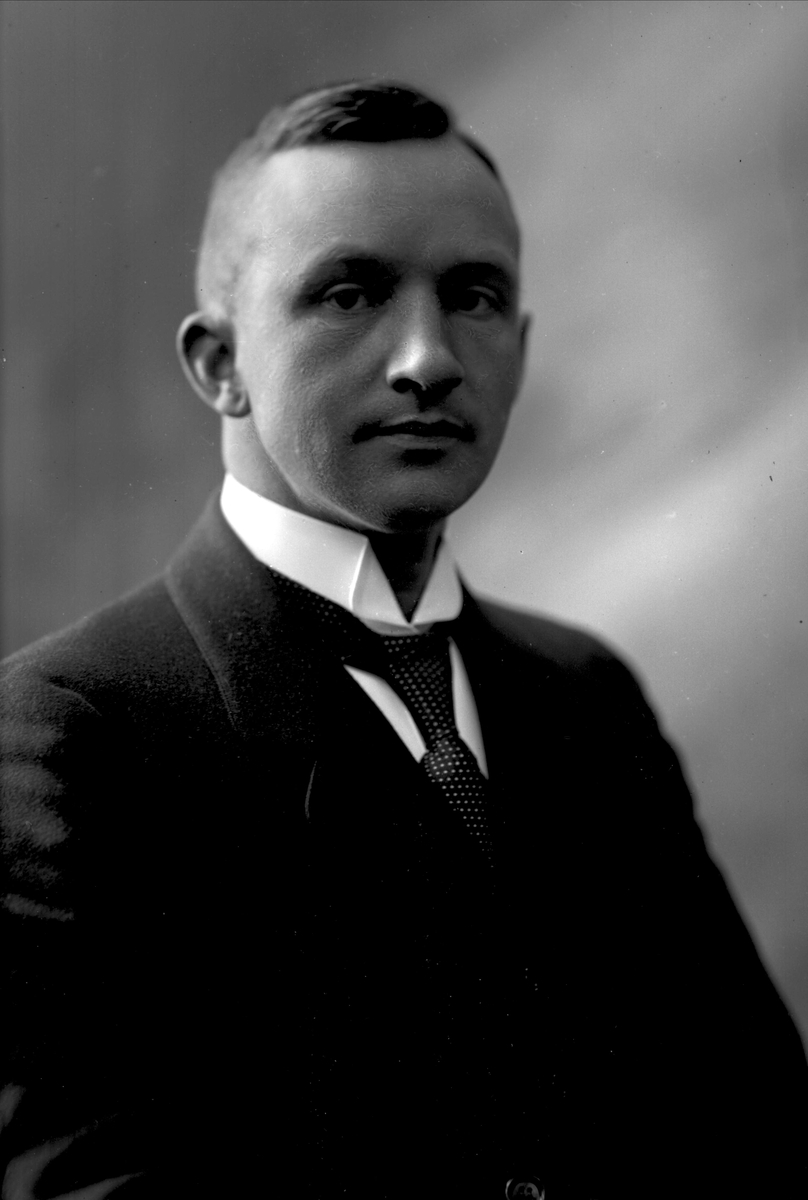 Gustav Borgen, NFB.04196