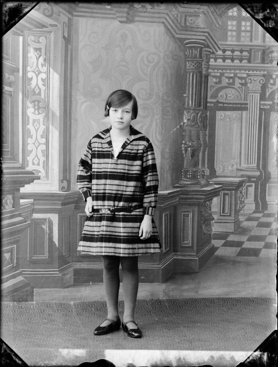 Skötsner-Edhlund, Ateljé Portrait - Birgit Samuelsson, Östhammar, Uppland