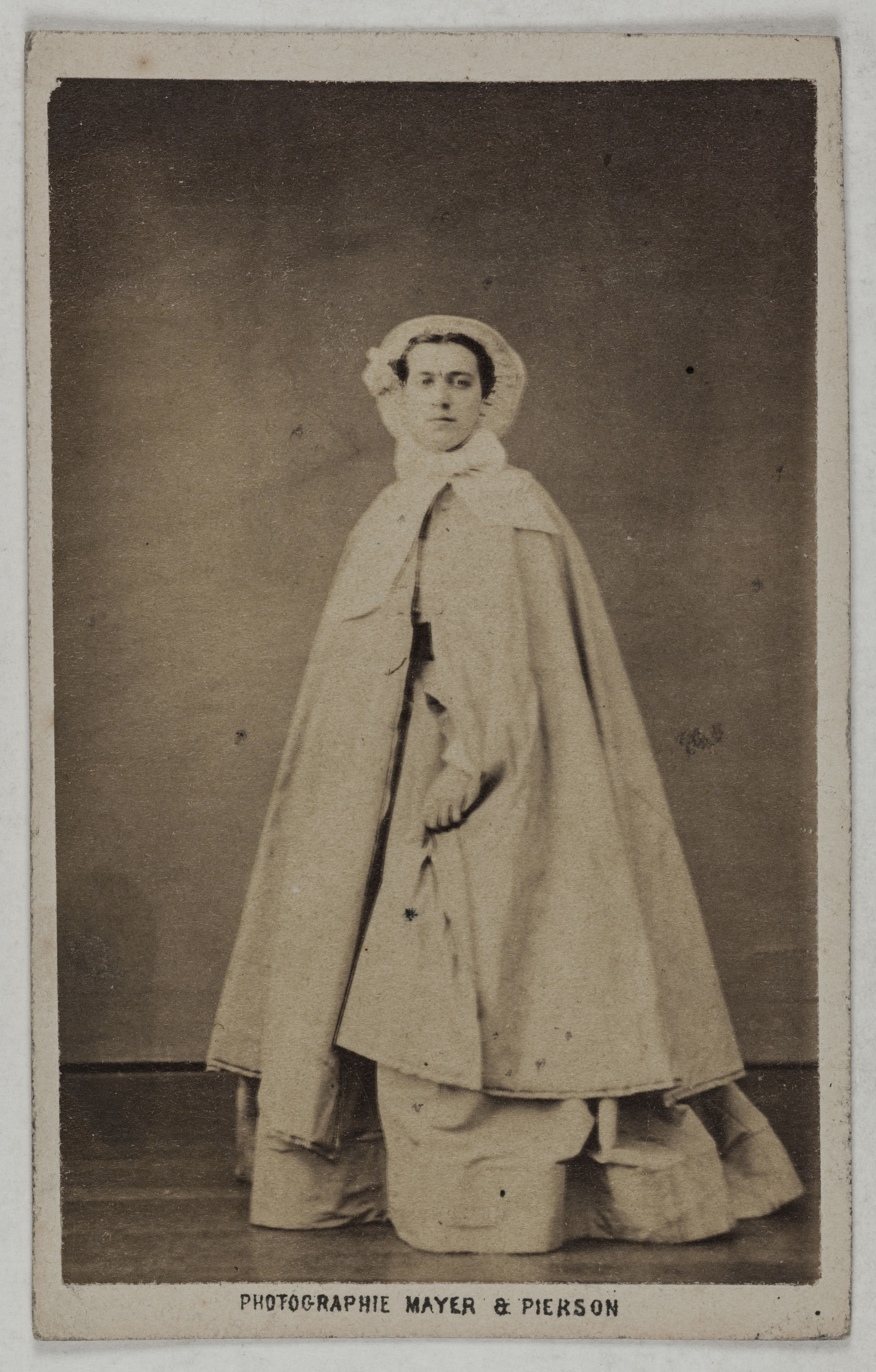Mayer Frères et Pierson, Portrait de Devoyod Elise, (1838-19..), (tragédienne)