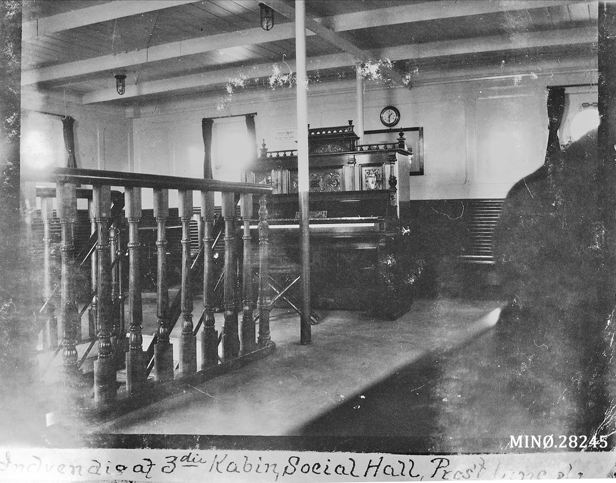 Rugsveen, Johan, Undseth, Innvendig av 3. kabin, Social Hall, President Lincoln