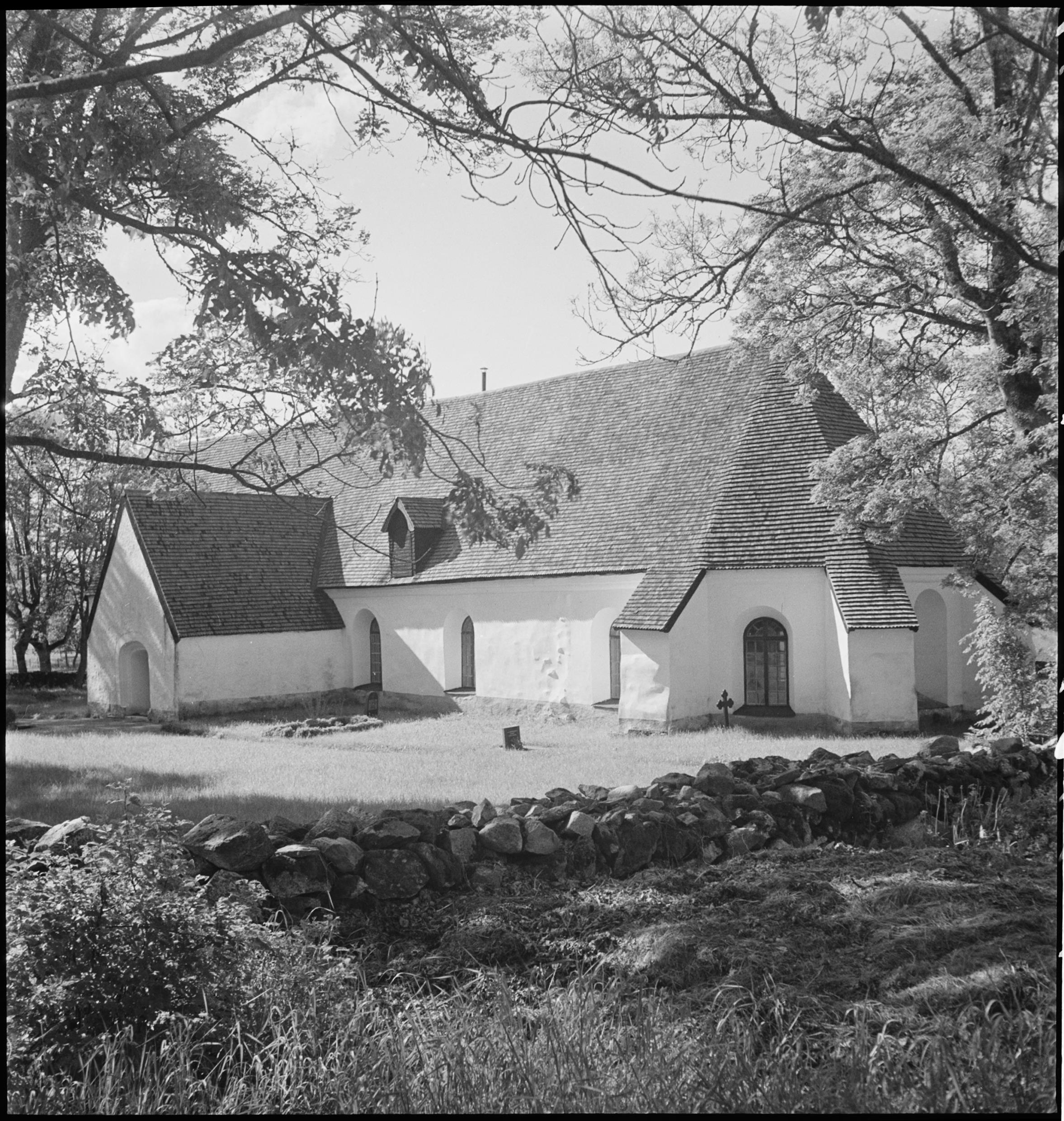 Iwar Anderson, Arnö kyrka