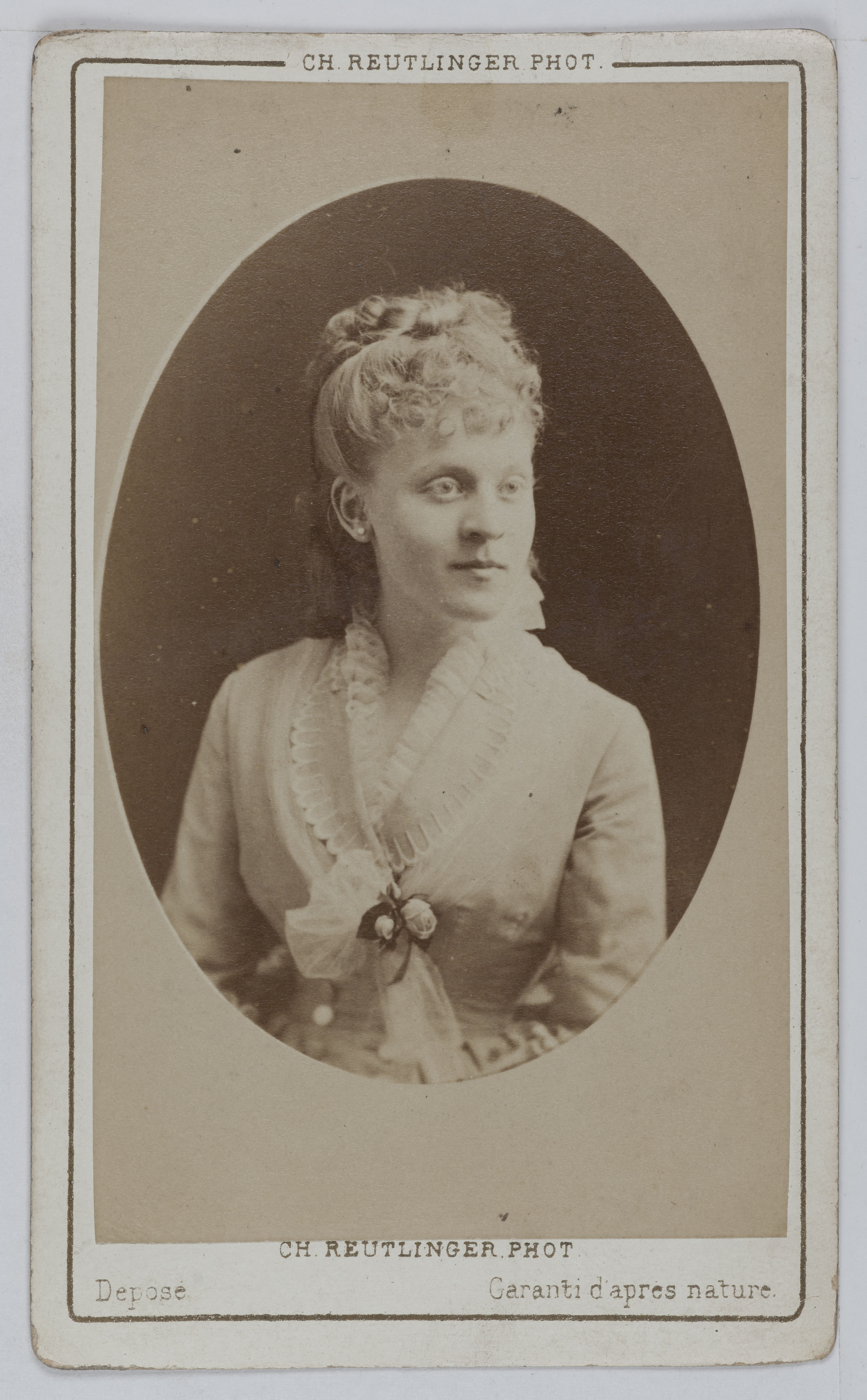 Charles Reutlinger, Portrait de Suzanne Reichenberg (1853-1924), baronne de Bourgoing, actrice de théâtre.
