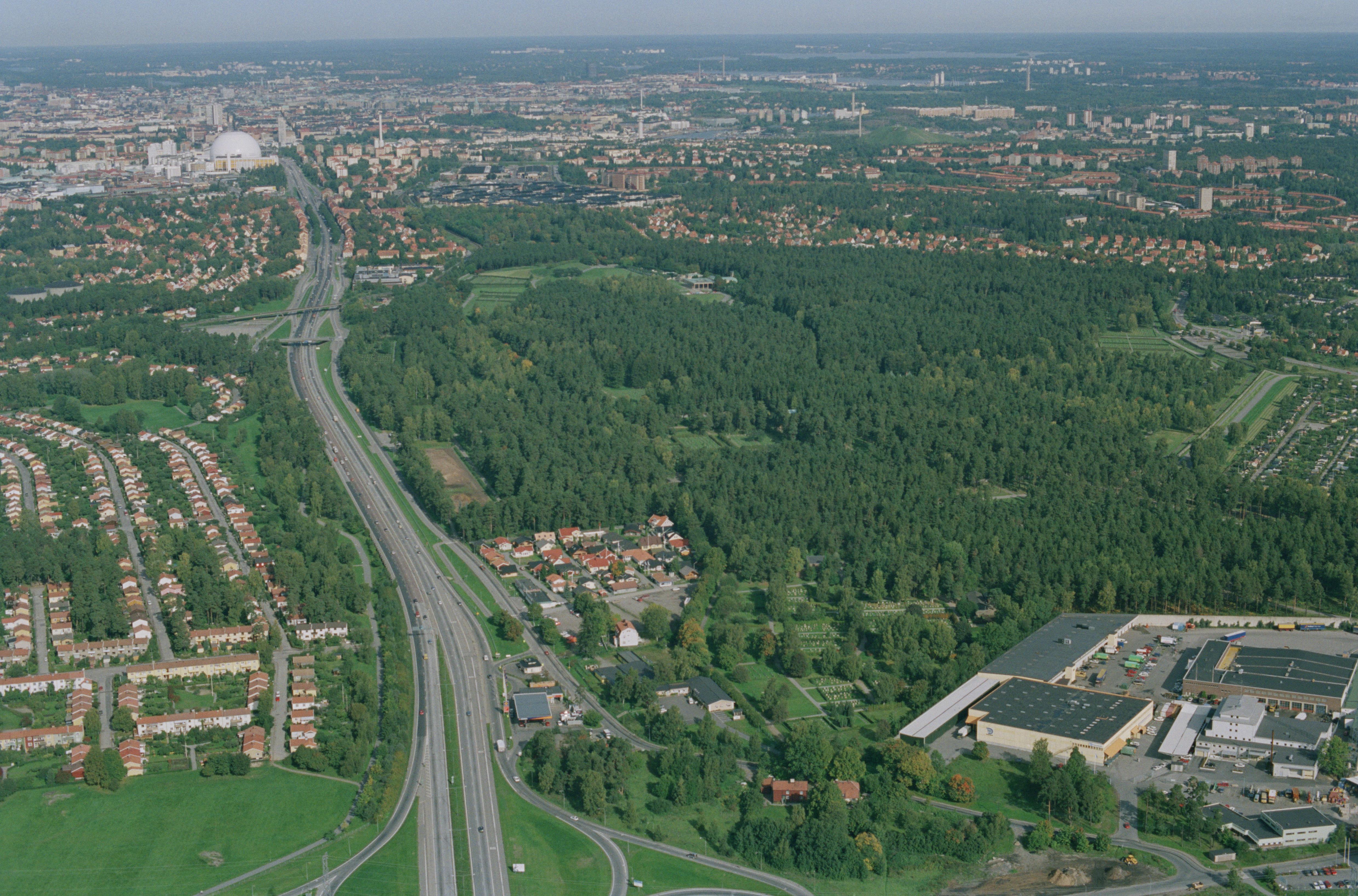 Jan Norrman, Skogskyrkogården