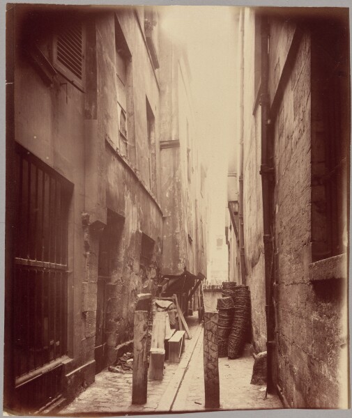 Eugène Atget, Cul-de-sac du Boeuf, rue Saint-Merri