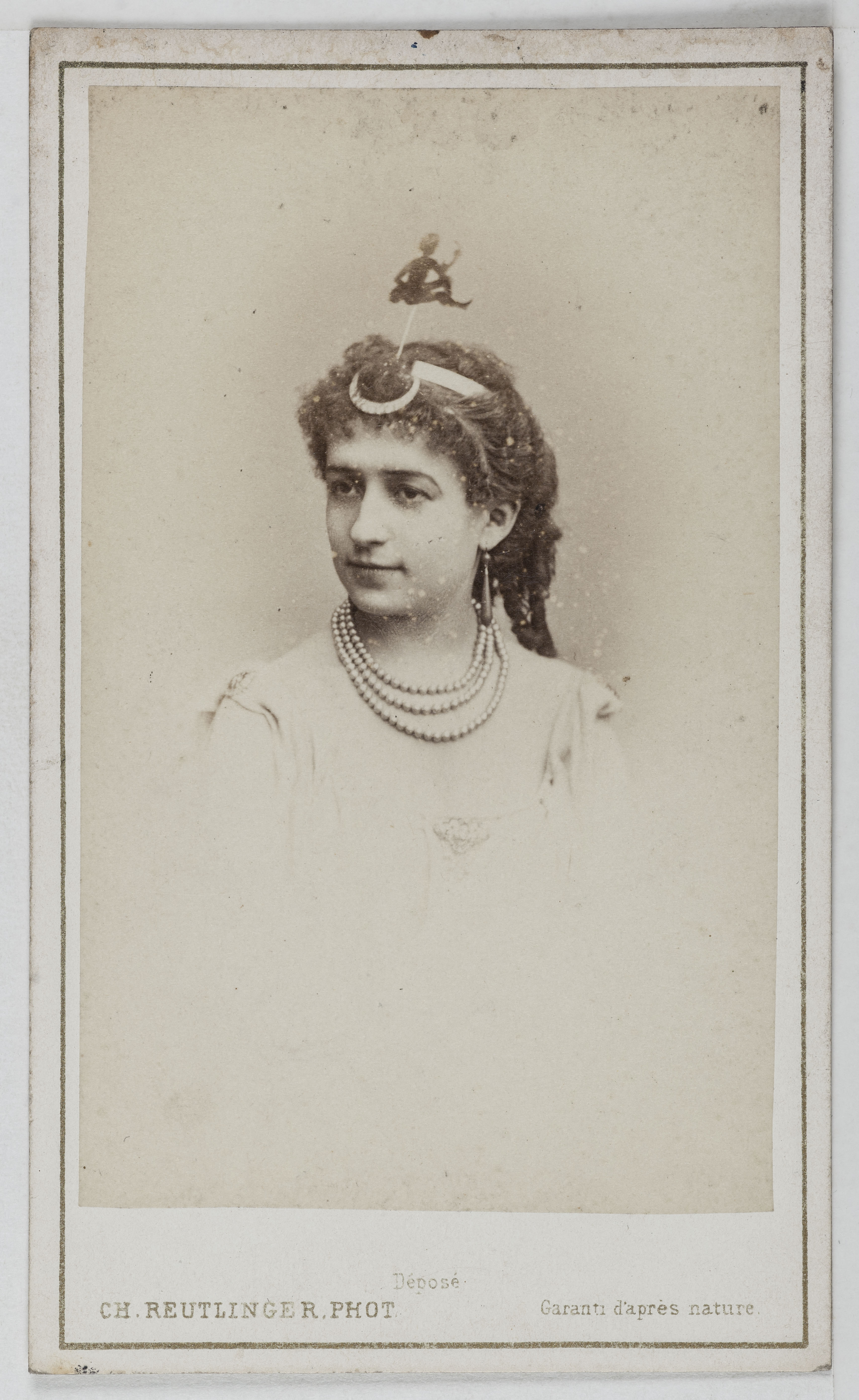Charles Reutlinger, Portrait de Joséphine Panseron (-1890), actrice de théâtre entre 1868 et 1888.