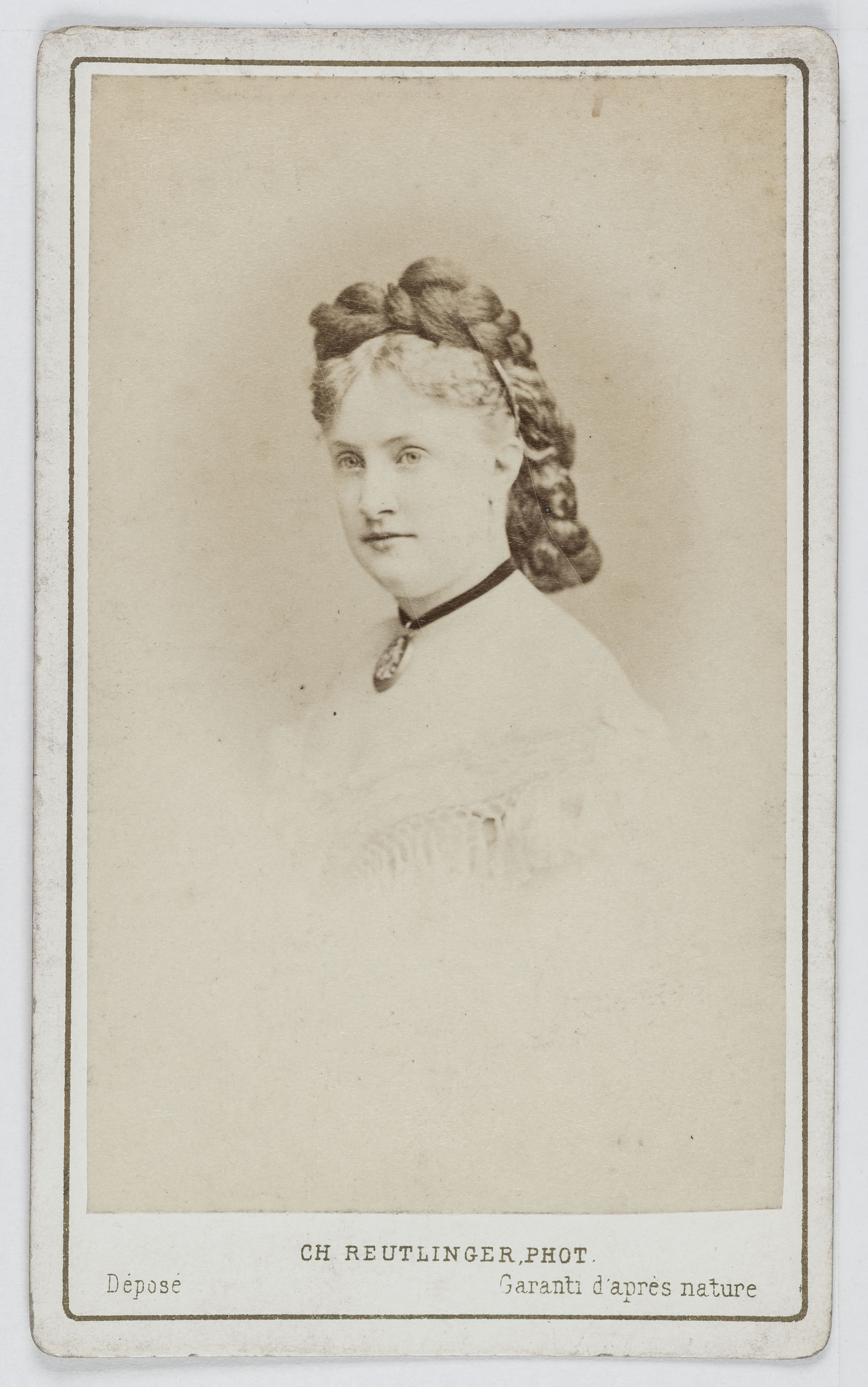 Charles Reutlinger, Portrait de Mathilde Sessi, soprano au Théâtre des Italiens en 1872 et à l'Opéra.