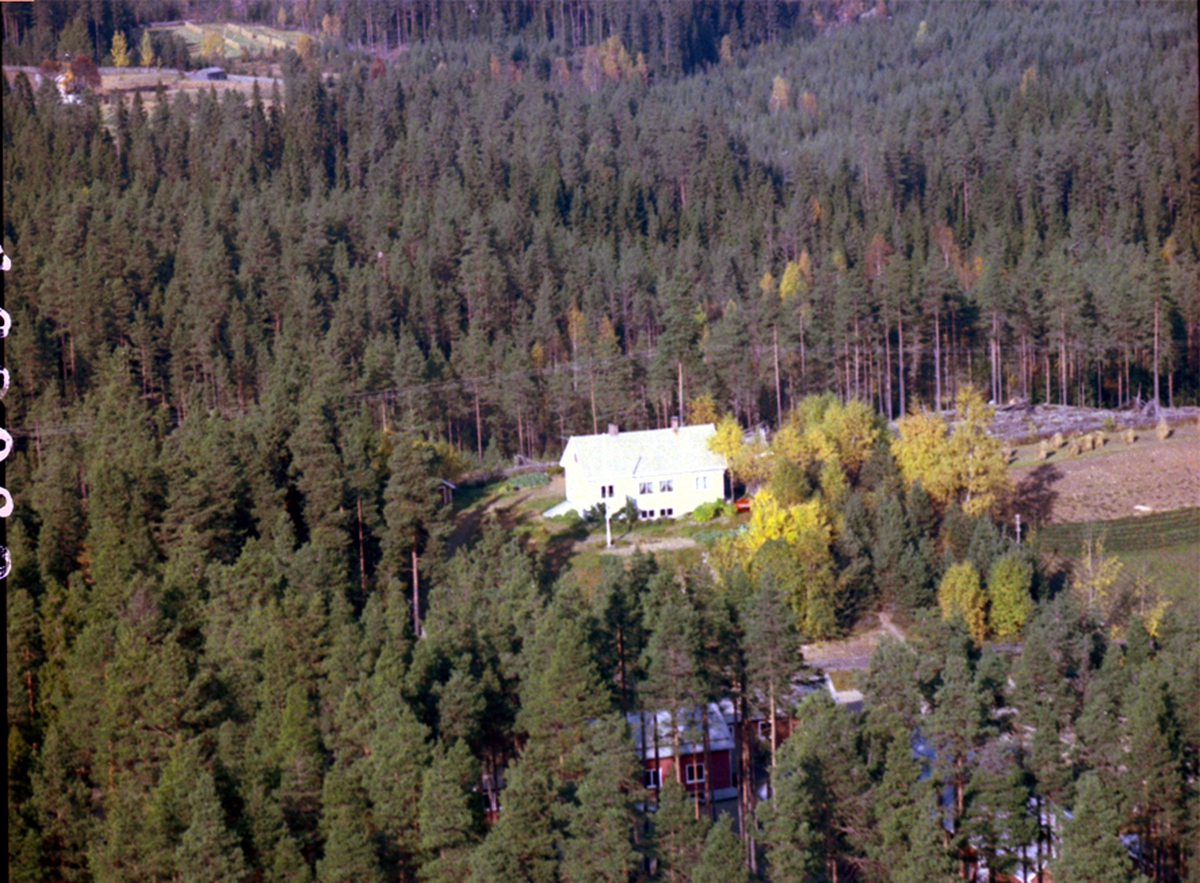 Widerøes Flyveselskap A/S, FLYFOTO FURUHAUG, VALLSET
