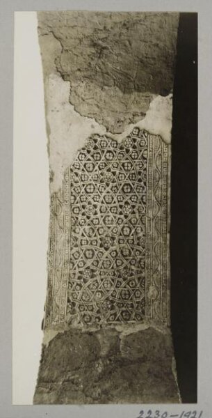 K.A.C. Creswell, Stucco ornament on arch soffit on the south side of the courtyard of the mosque of Ahmad ibn Tulun, Cairo