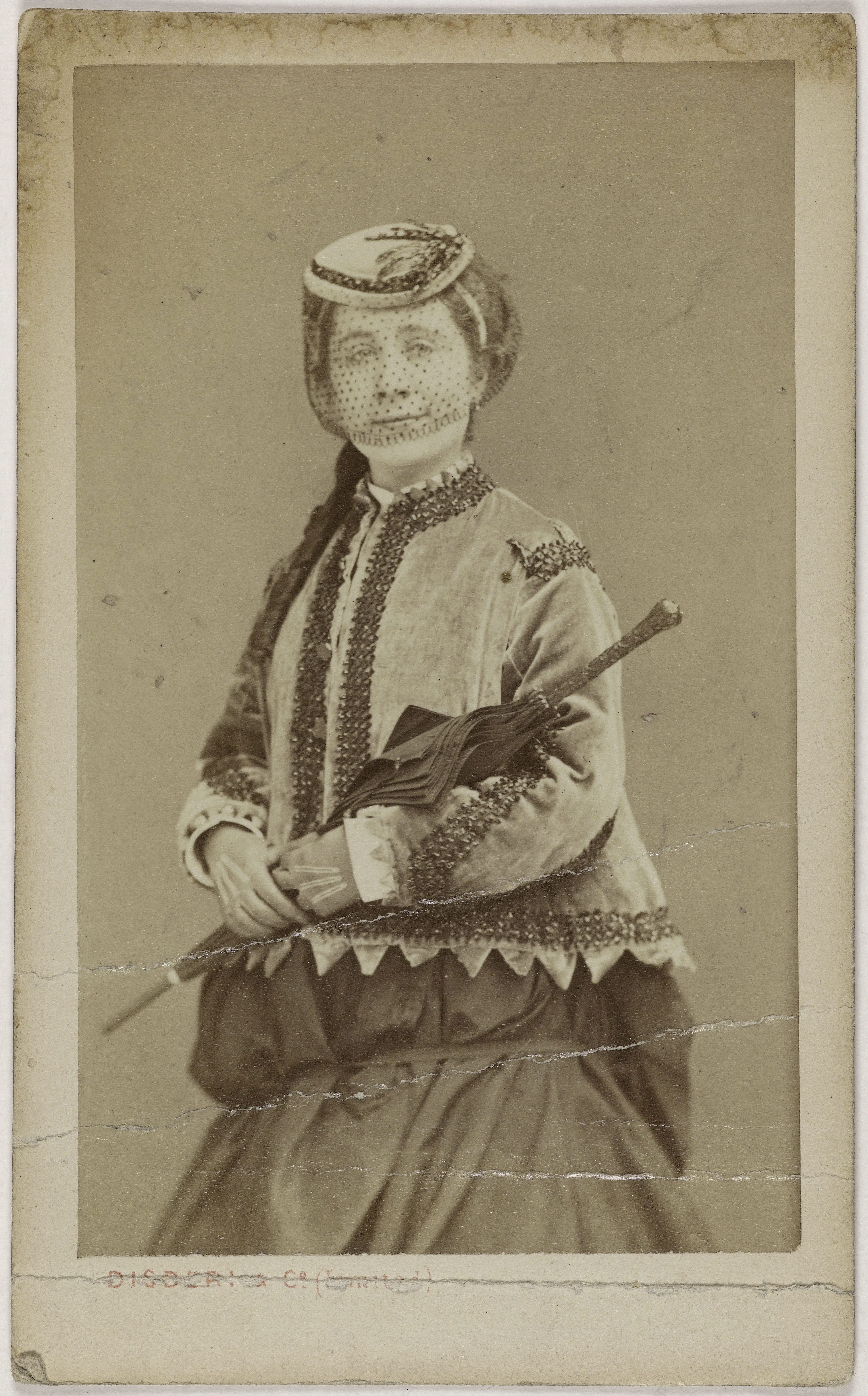 Disderi & Cie, Portrait de Léonie Delahaye (épouse Borelli) (1842- ), (actrice)
