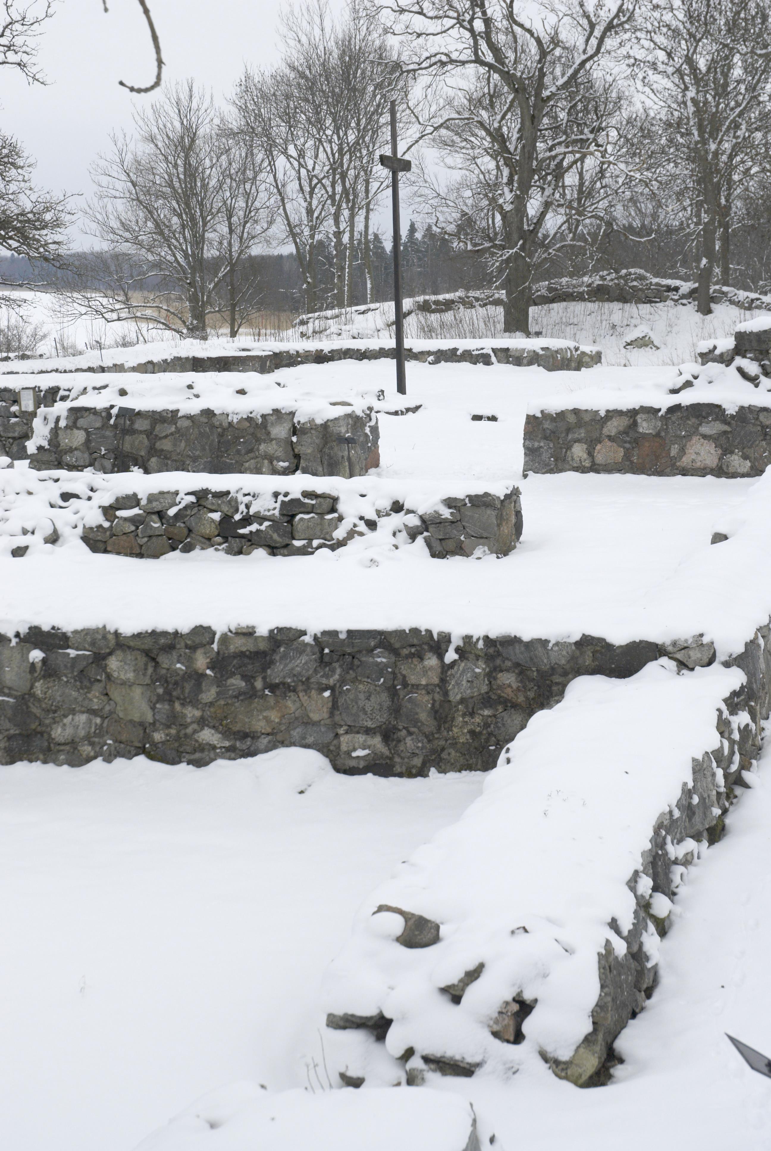 Bengt A Lundberg, Vårfruberga klosterruin
