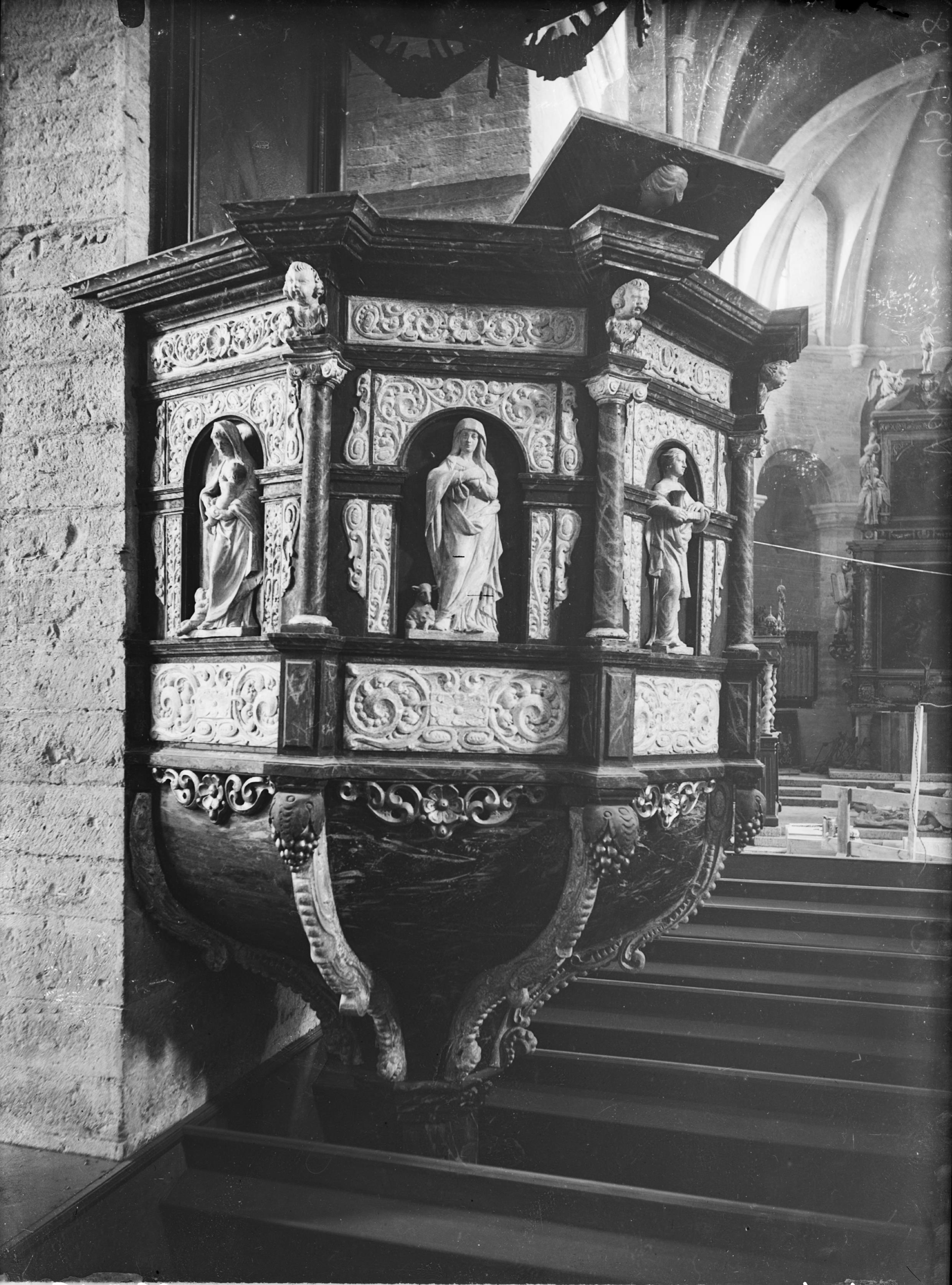 Axel Forssén, Varnhems klosterkyrka