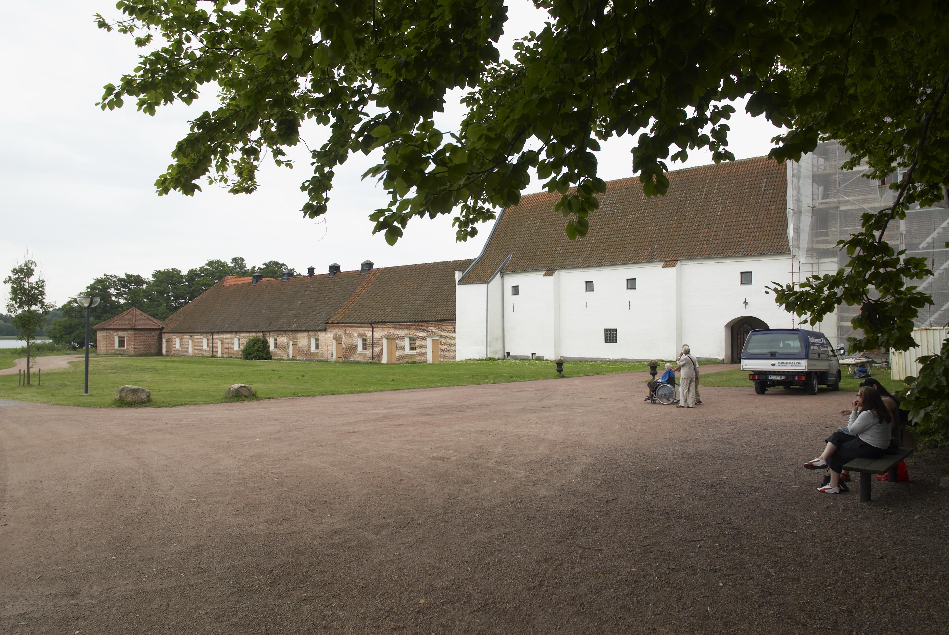 Bengt A Lundberg, Bäckaskogs slott