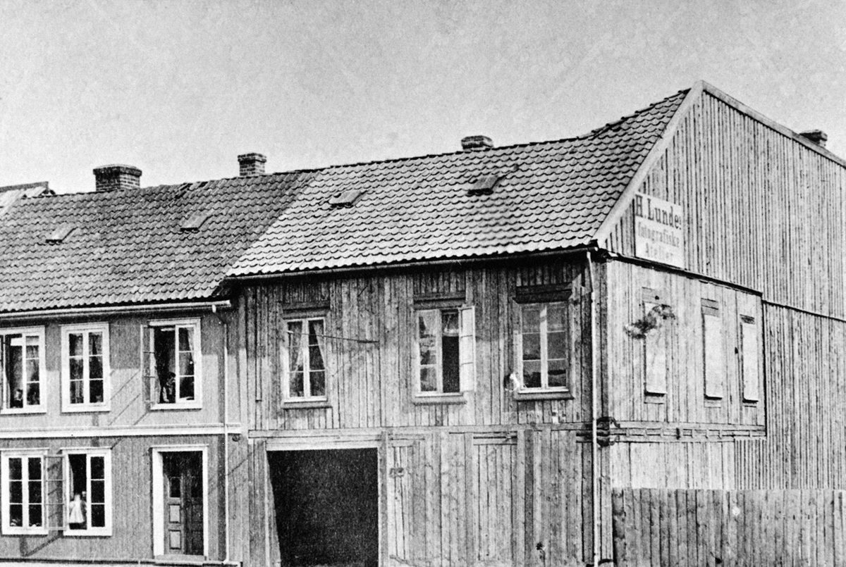 Anno Domkirkeodden, EKSTERIØR VANGSVEGEN 23, FOTOGRAF HALFDAN LUNDES GÅRD.