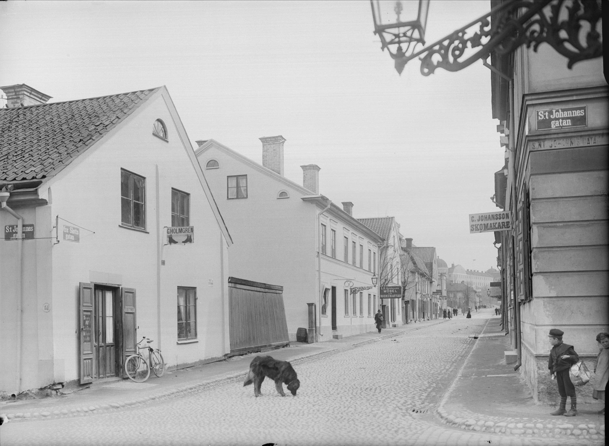 Alfred Dahlgren, Upper Castle Street from St JohannesÖ, Fjärdingen, Uppsala 1901 - 1902