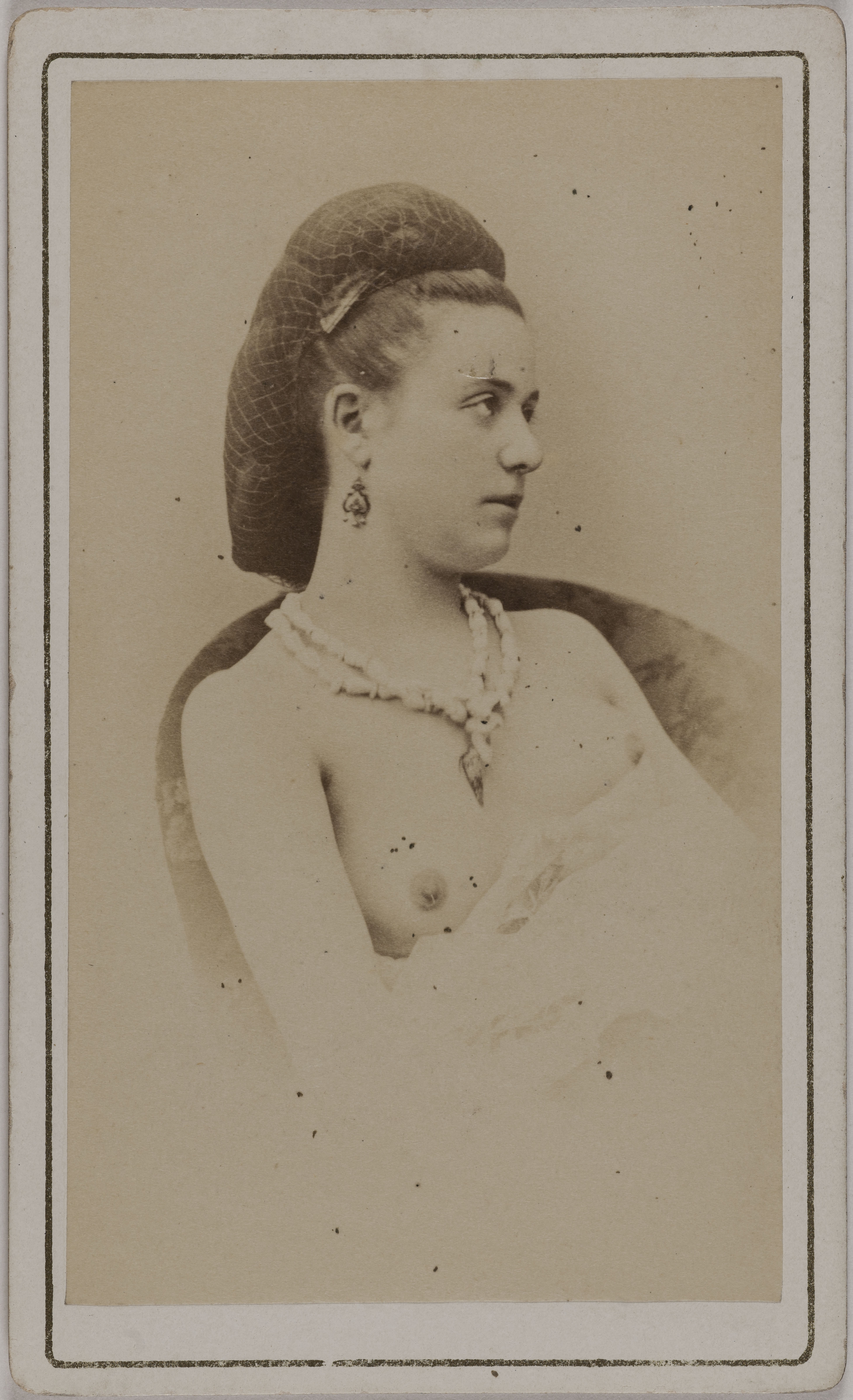 Anonyme, Portrait de Marie Artus (actrice aux Folies-Bergère, à l'Athénée et Théâtre des Variétés)