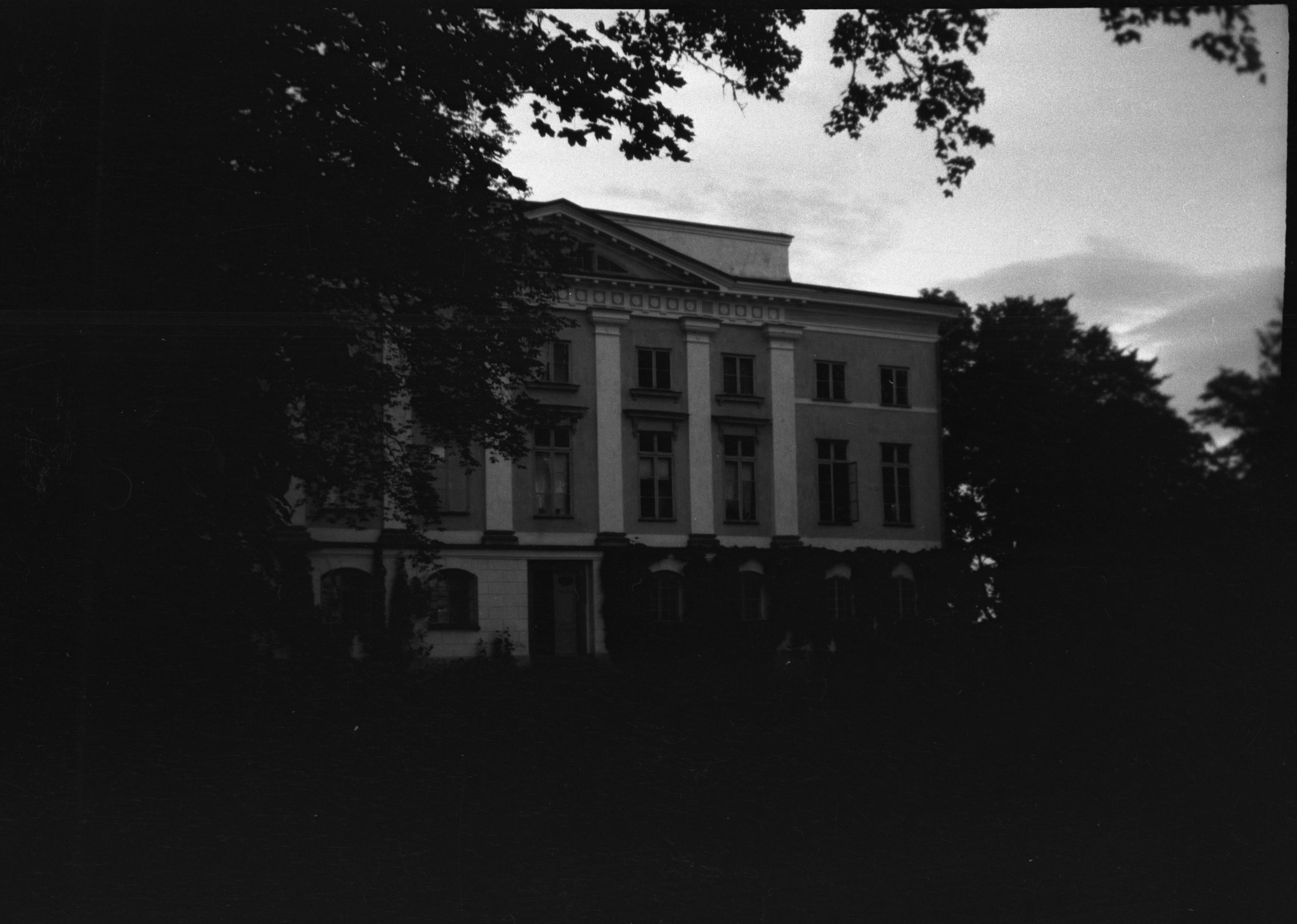 Berit Wallenberg, Ulvåsa slott