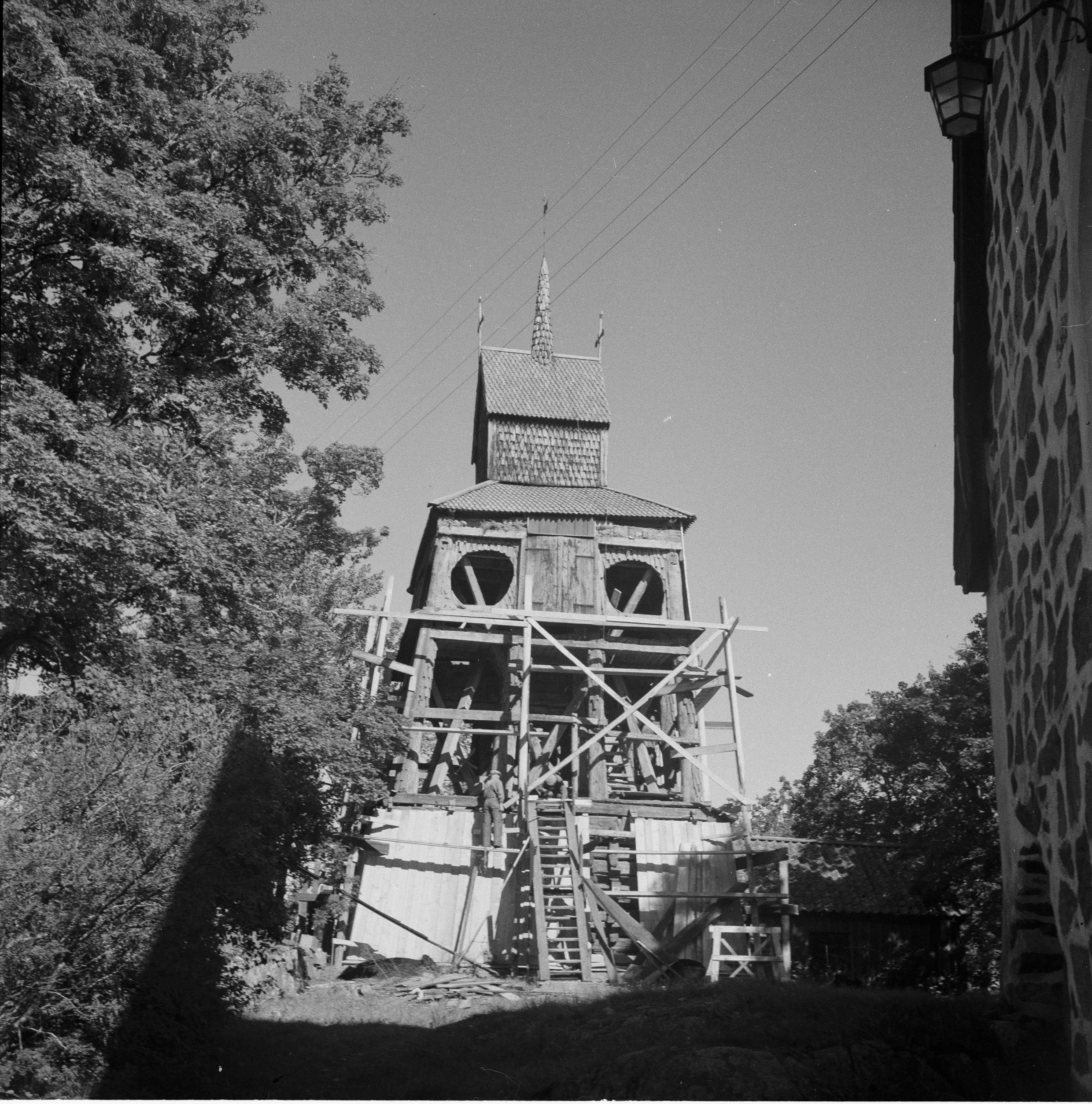 Iwar Anderson, Häverö kyrka