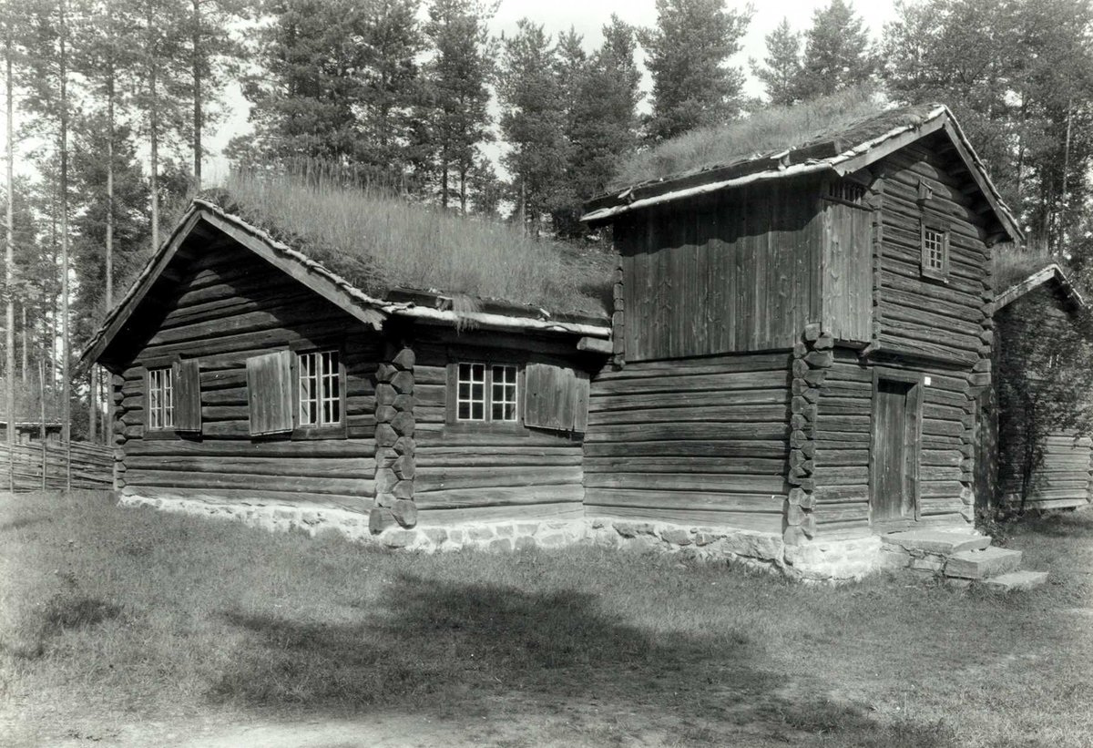Gisle Midttun, Bjøntegård, Rendalen, Nord-Østerdal, Hedmark. Barfrøstua. Nå på Glomdalsmuseet.
