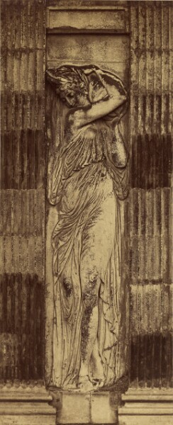 Charles Marville, [ Détail des Nymphe de Jean Goujon] / [Nymphe, Fontaine des Innocents, Paris]