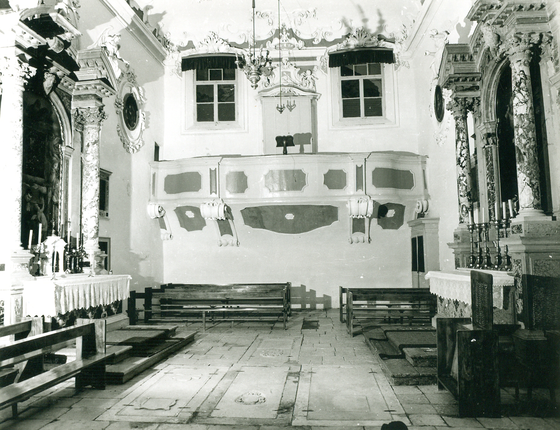 Nino Vranić, Trogir (Trogir) - Benediktinski samostan Sv. Nikole - Smještaj u prostoru