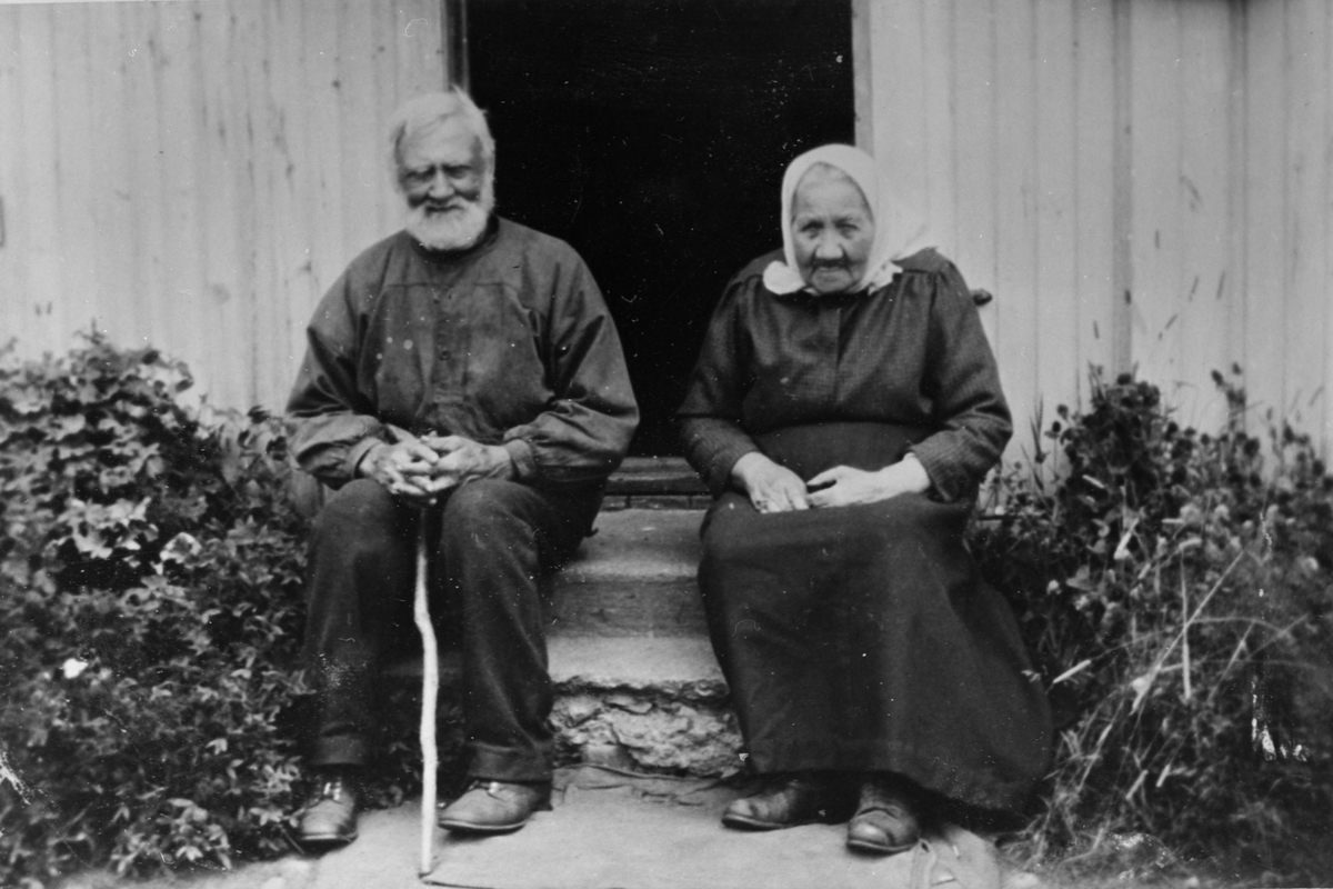Anno Domkirkeodden, MARTINIUS SKRAMSTADSTUEN, KRISTINE SKRAMSTADSTUEN, SKRAMSTADSTUEN, LØTENDe kalte husmansplassen for:Kønnfritt, eller Korngård etter sinegen avling. Martinius Skramstadstuenvar husmann på Skramstad Østre.