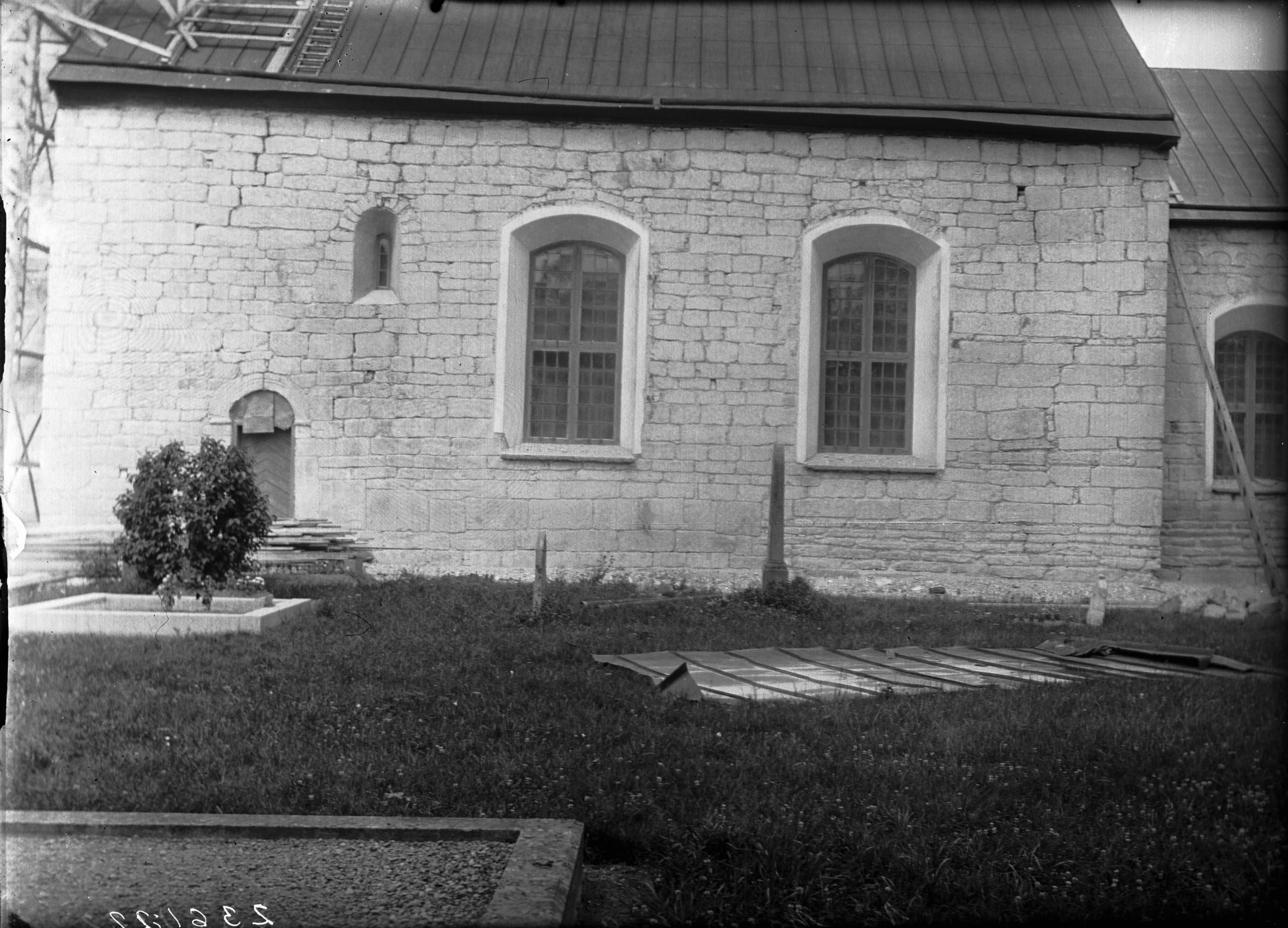 Bertil Waldén, Mosjö kyrka