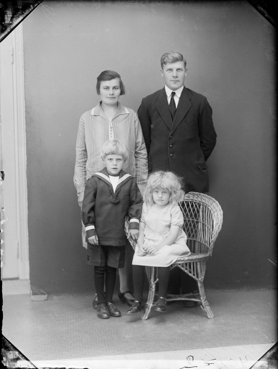 Skötsner-Edhlund, Familjen Westerlund från Botarsbo, Valö socken, Uppland 1930