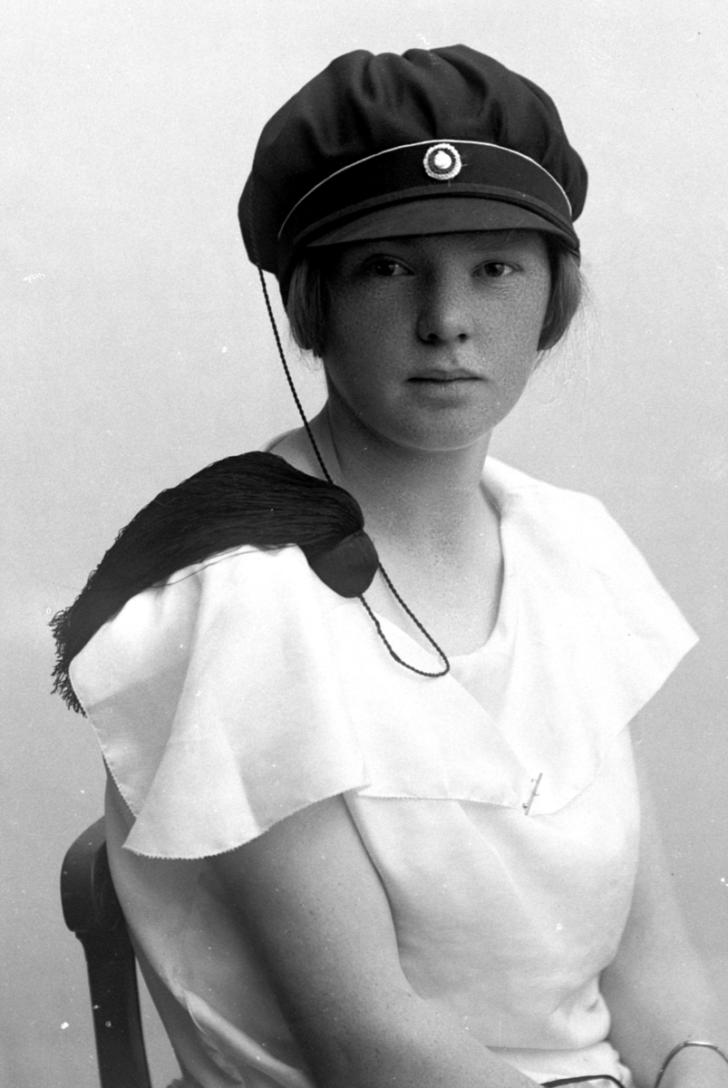 Christian Grundseth, BRUSTAD RAGNHILD, STUDENT, HALVFIG. , 29545