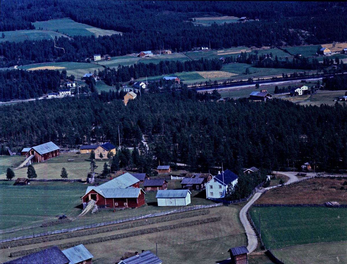 Widerøes Flyveselskap A/S, Gårdsbruk (Mortensplass).