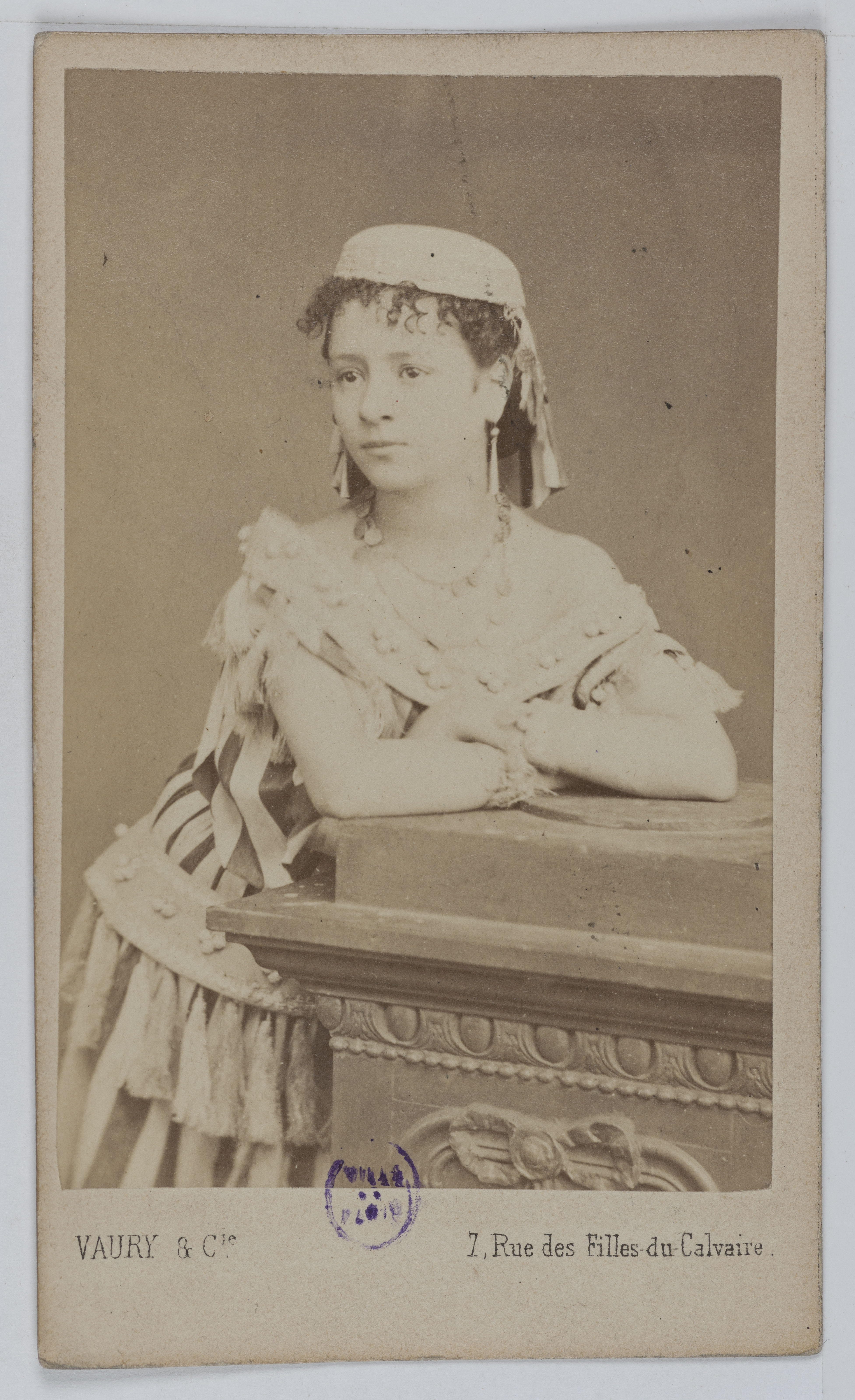 Vaury et Cie, Portrait de Regina ?
