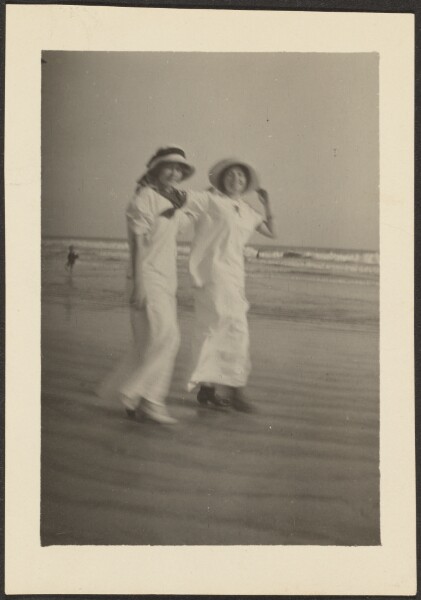 Louis Fleckenstein, [Woman in White Dresses on Beach]