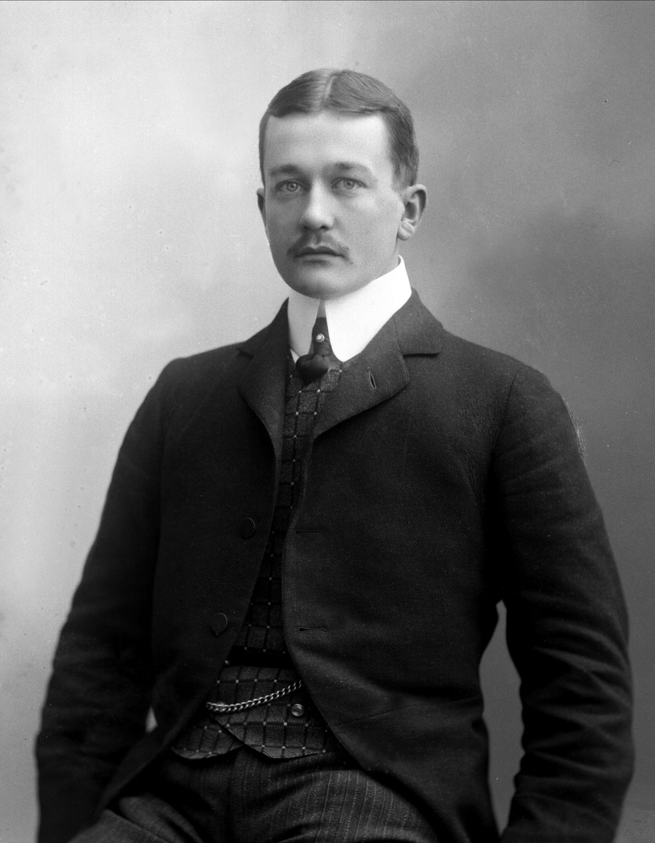 Gustav Borgen, NFB.04436