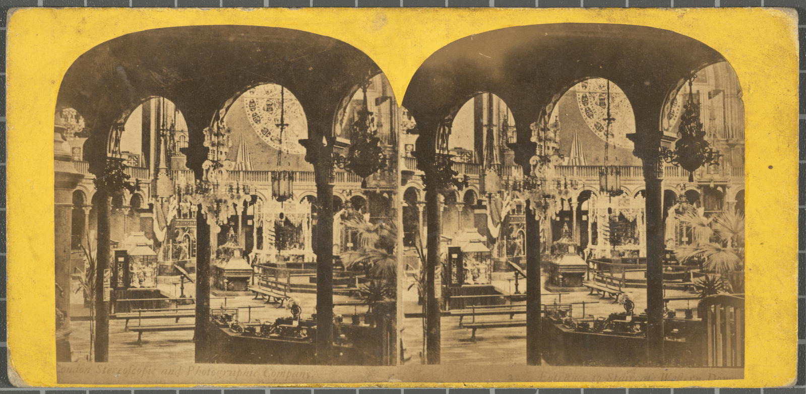 Desconegut, Entrance to Staircafe Weltern D. London Stereoscopic and Photog