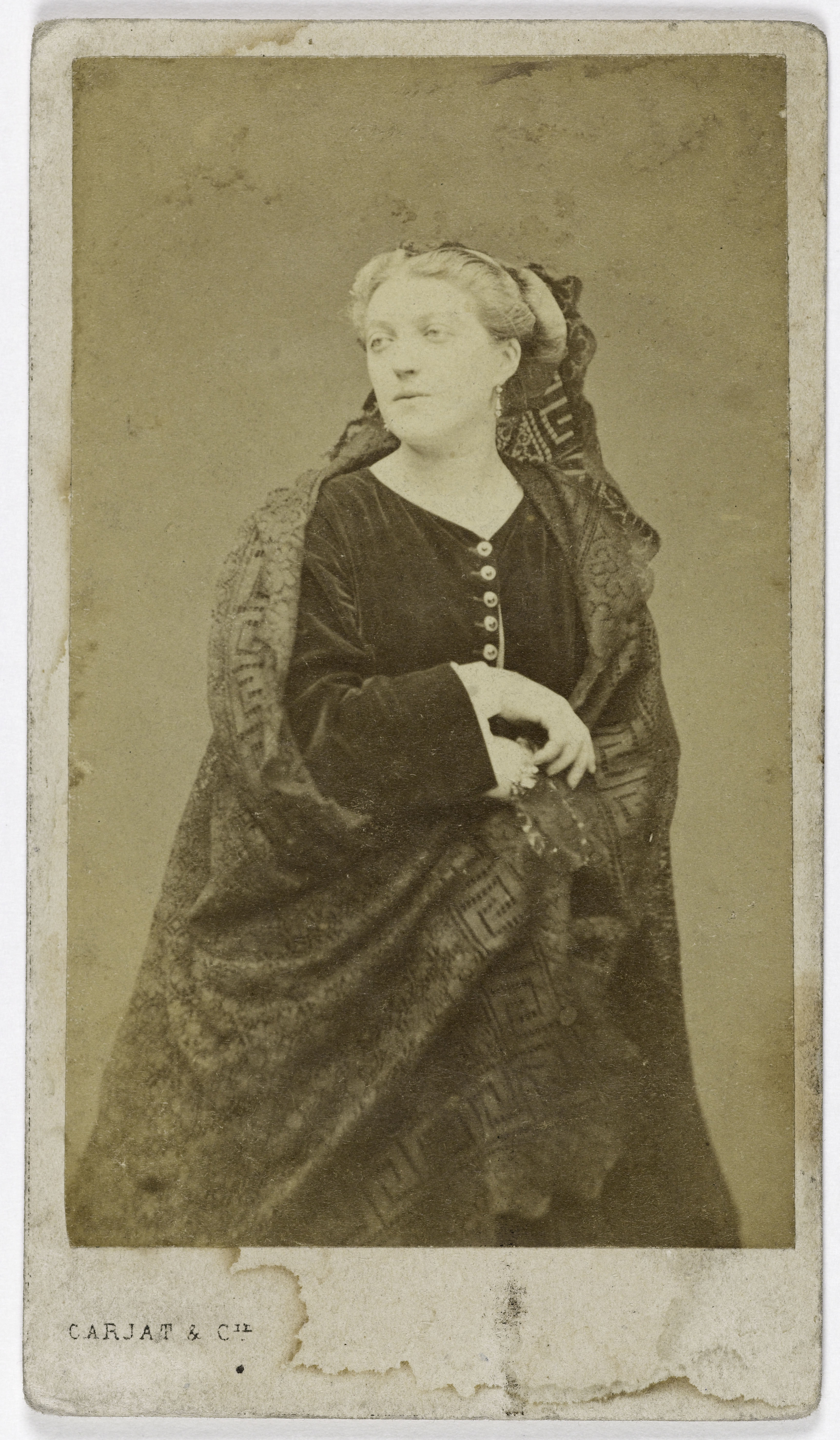 Carjat & Cie, Portrait de Dorfeuil (actrice)
