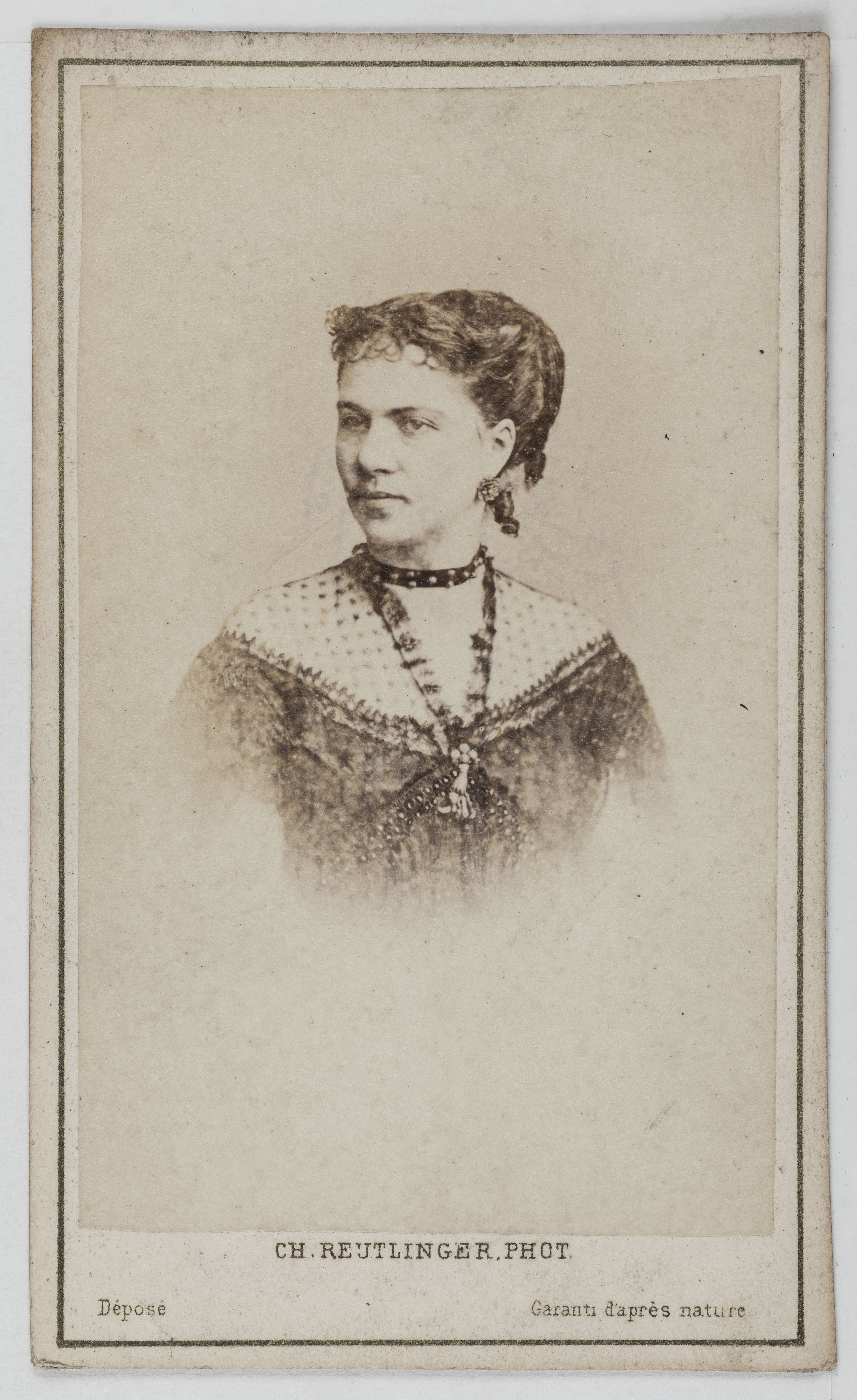 Charles Reutlinger, Portrait d'Alix Marie Angèle Séon (v. 1835-1906), dite Pasca, actrice de théâtre entre 1864 et 1891.