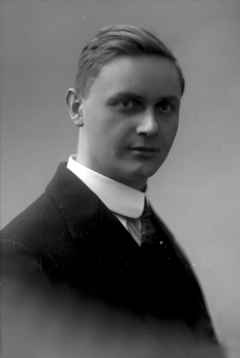 Gustav Borgen, NFB.05109