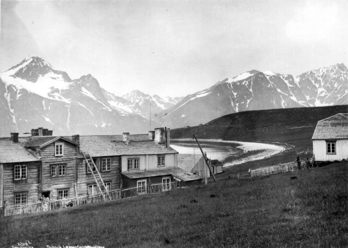 Axel Lindahl, Dypvik