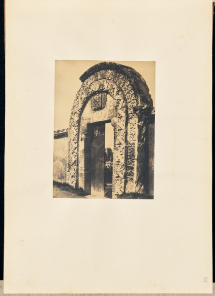 Louis-Alphonse Davanne, [Garden gate]